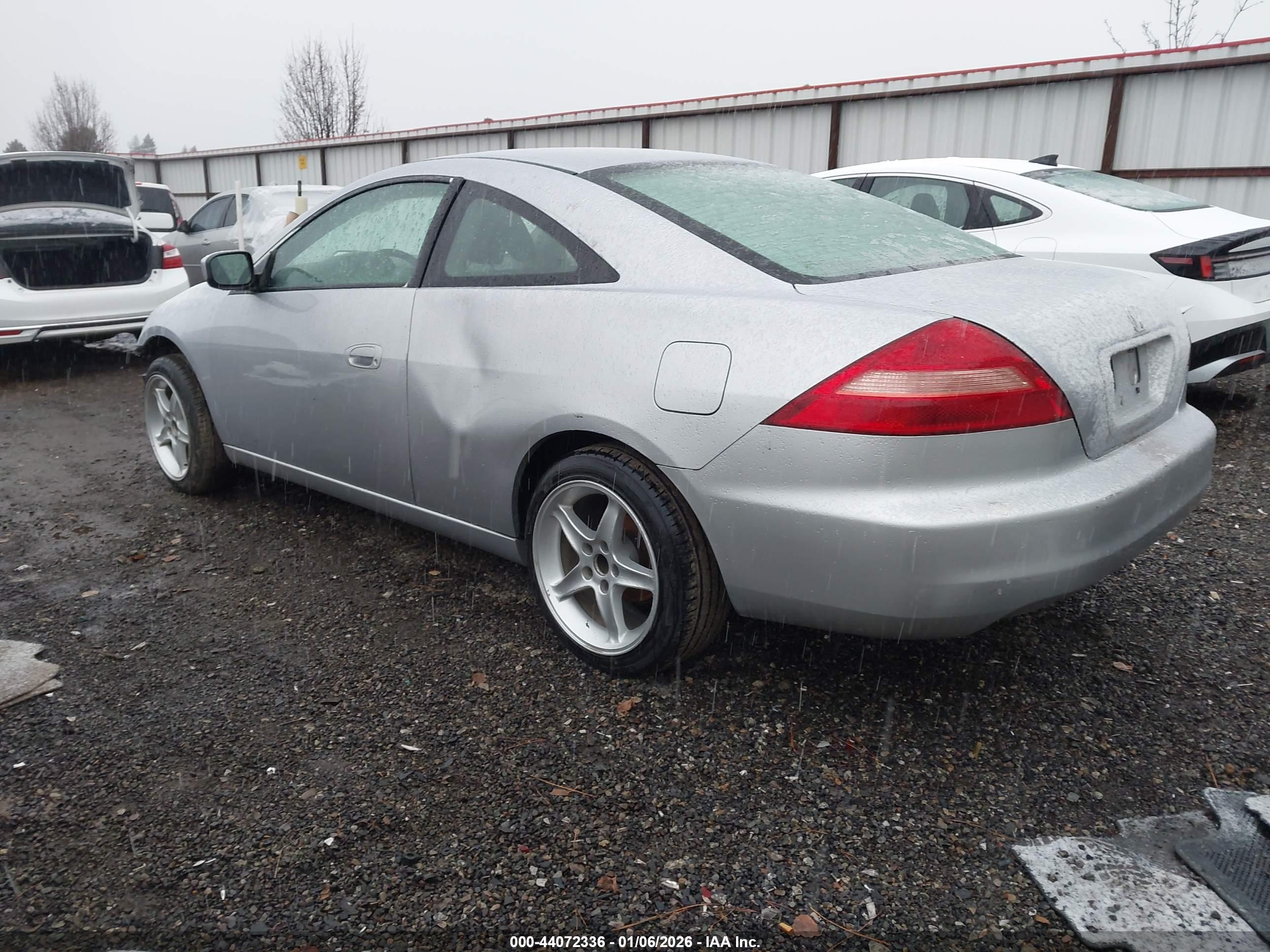 HONDA ACCORD image 3