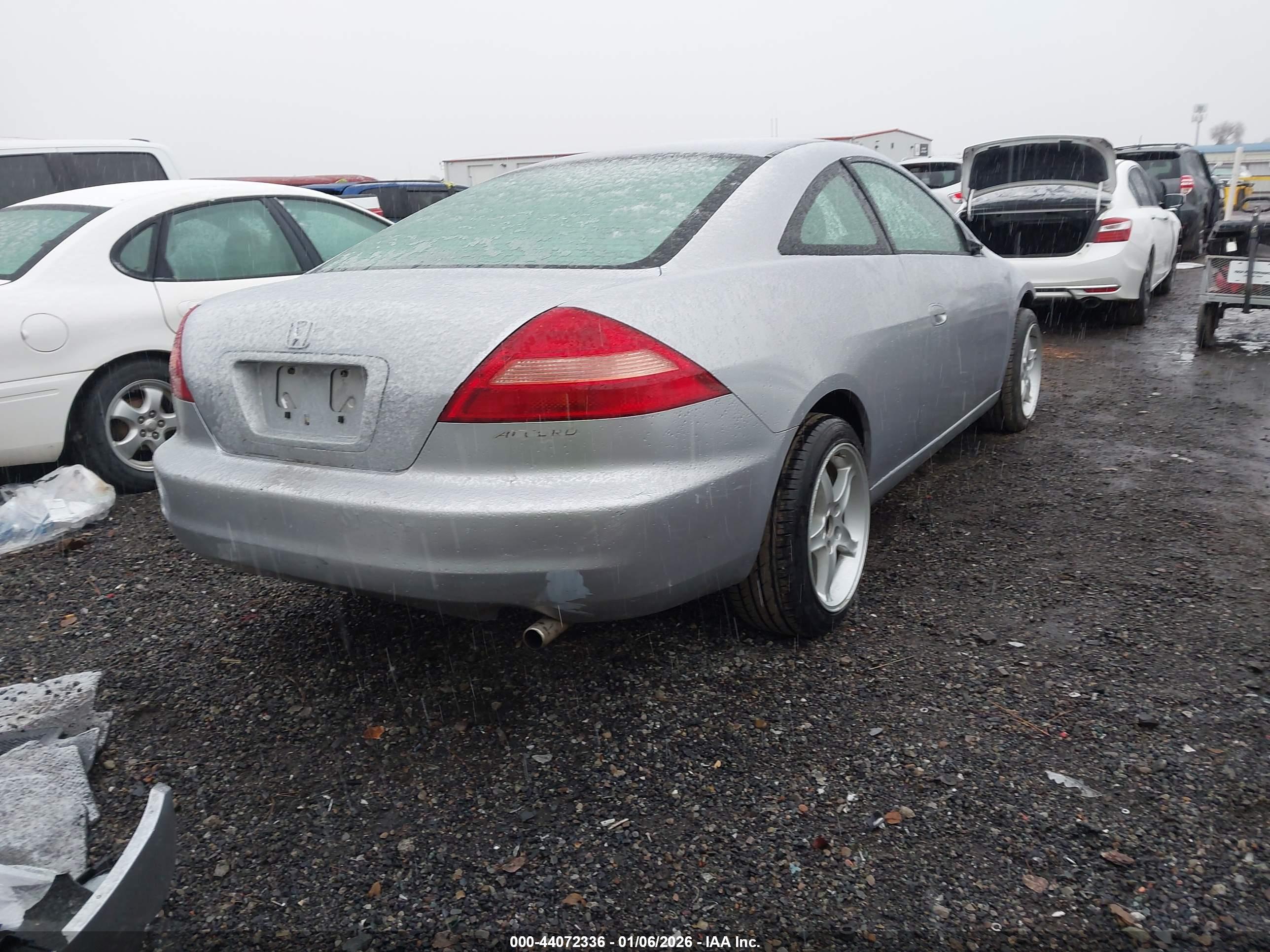HONDA ACCORD image 4