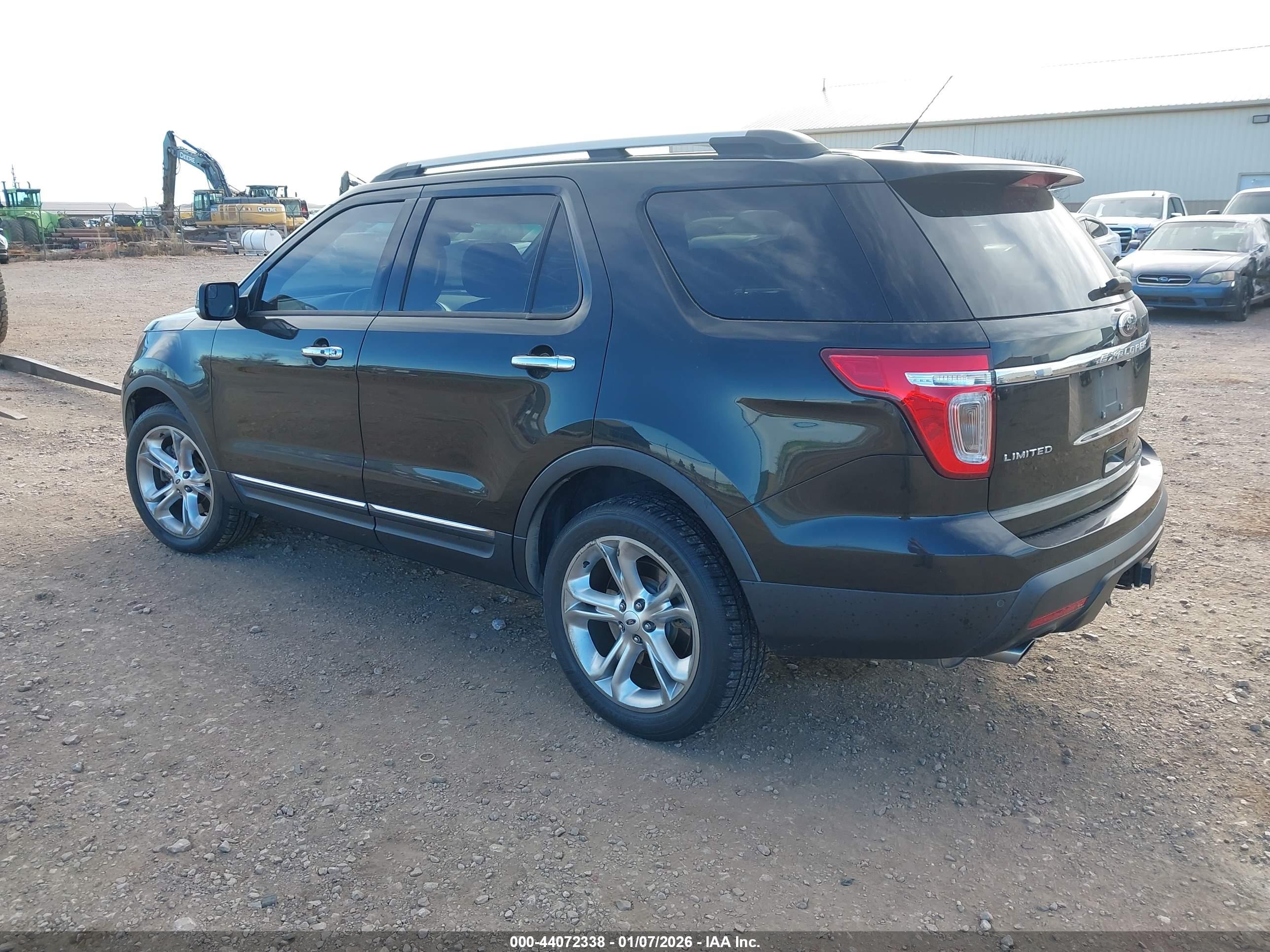 FORD EXPLORER image 3