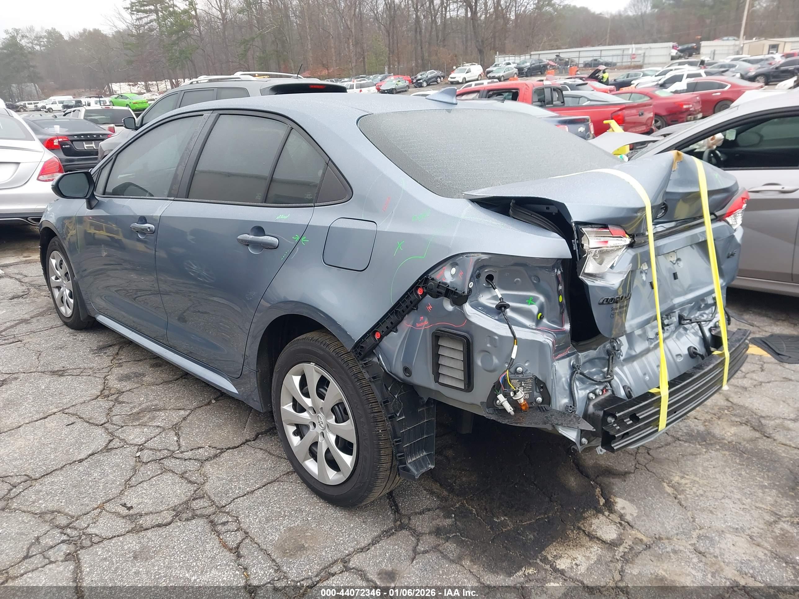 TOYOTA COROLLA image 3