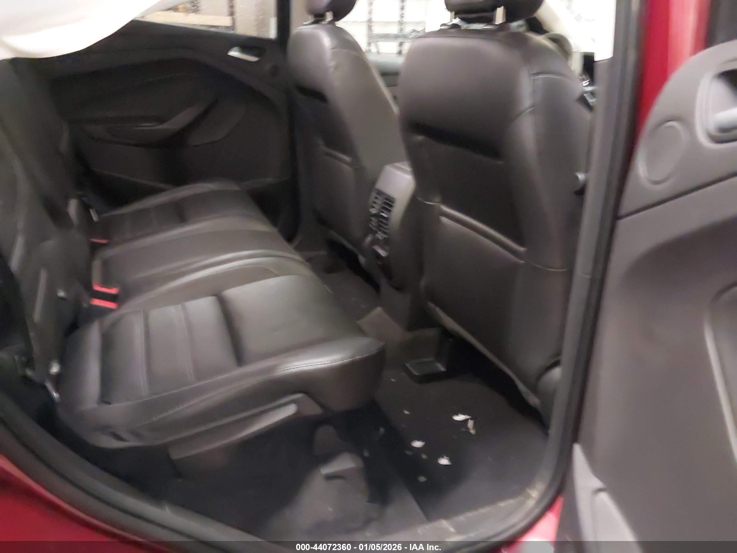 FORD ESCAPE image 8
