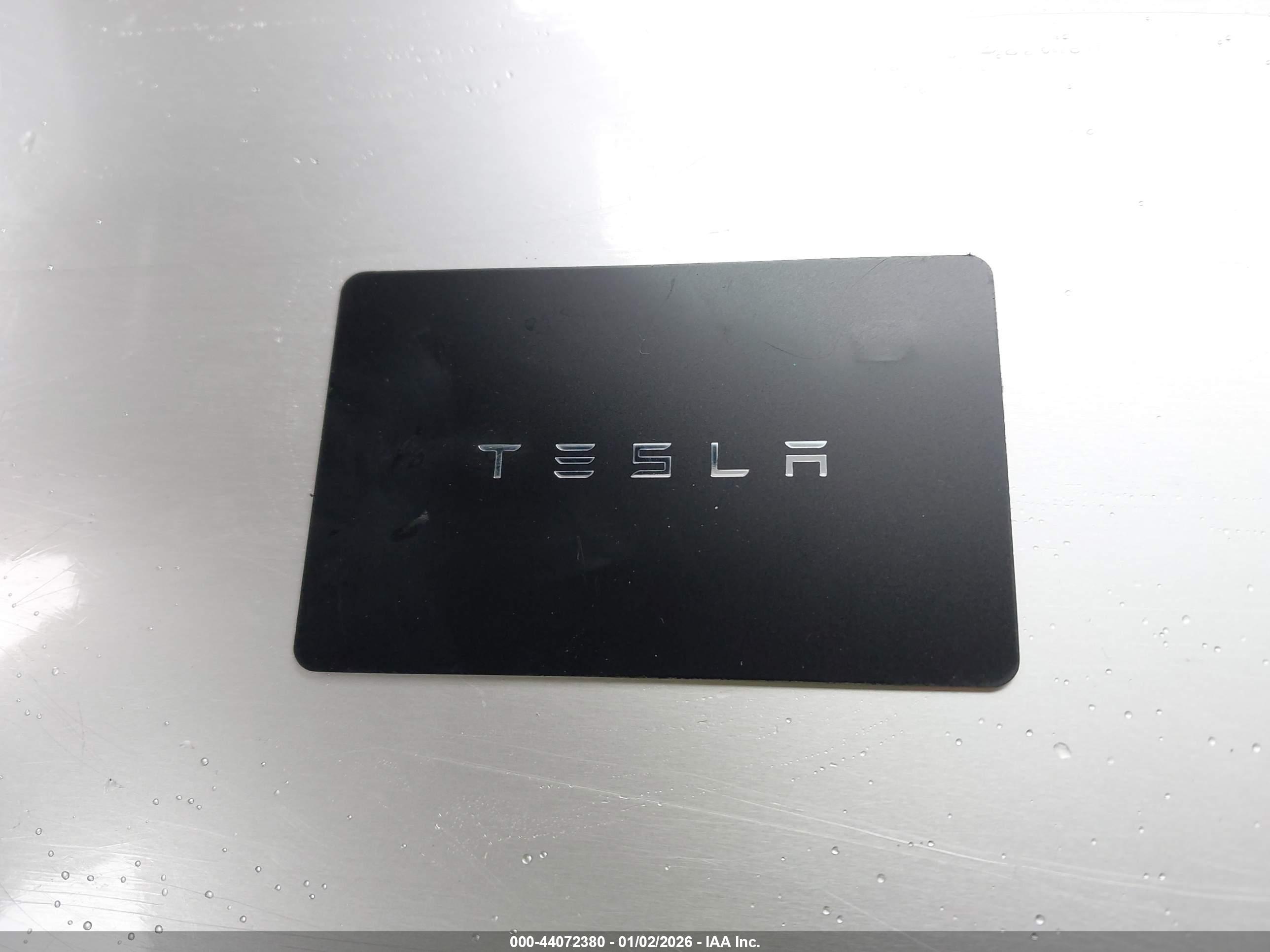TESLA MODEL image 11