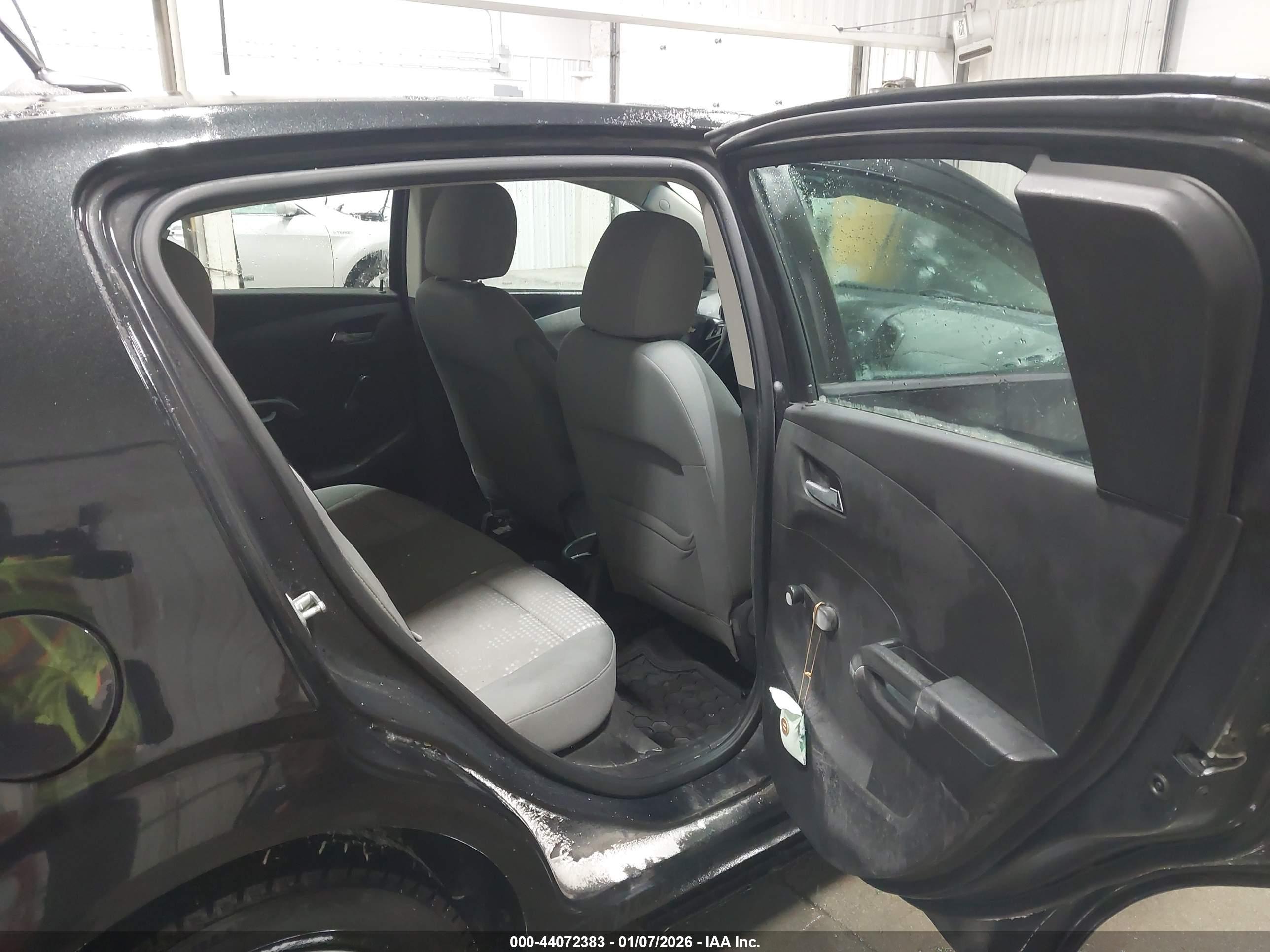 CHEVROLET SONIC image 8