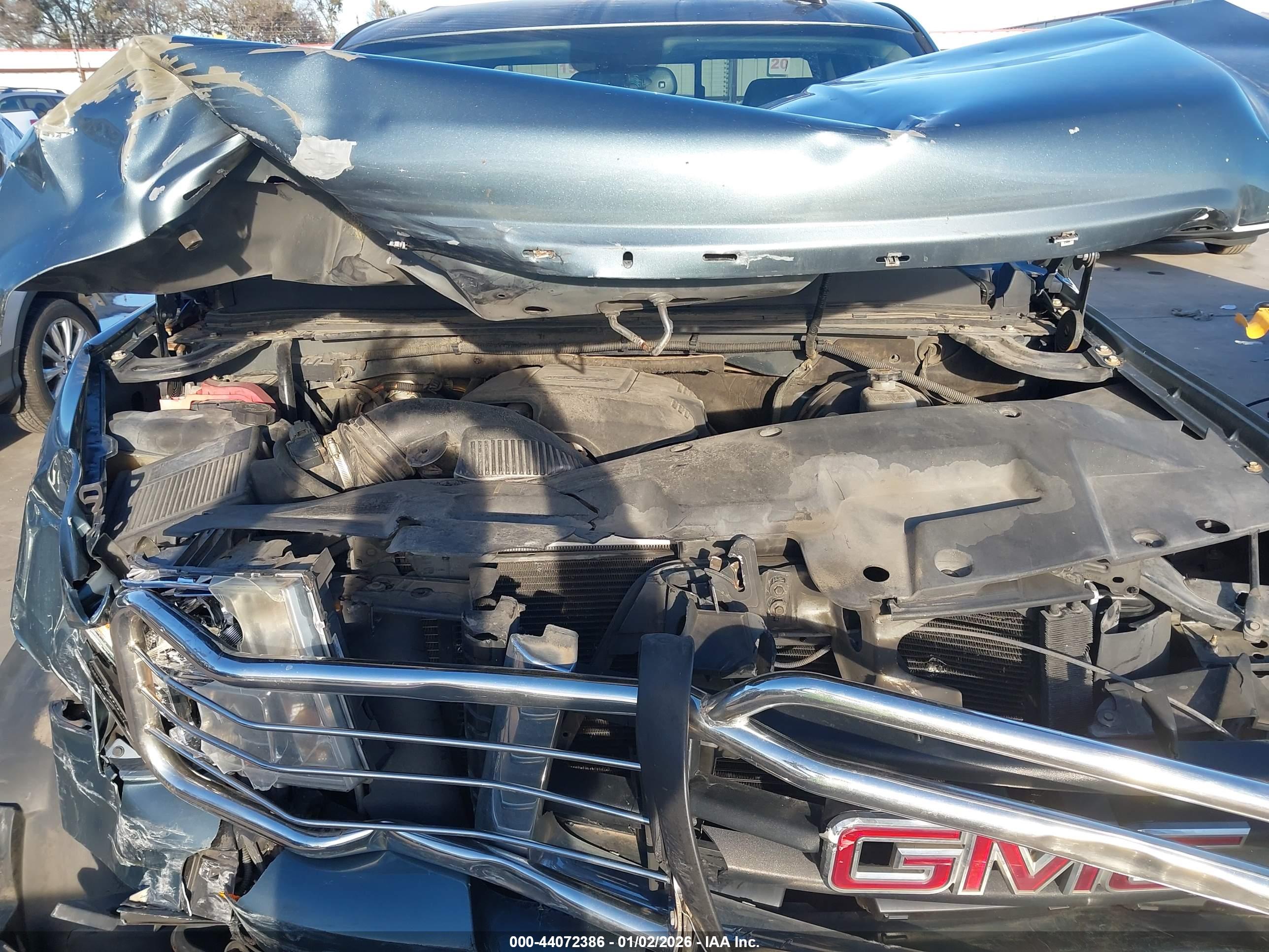 GMC SIERRA image 10