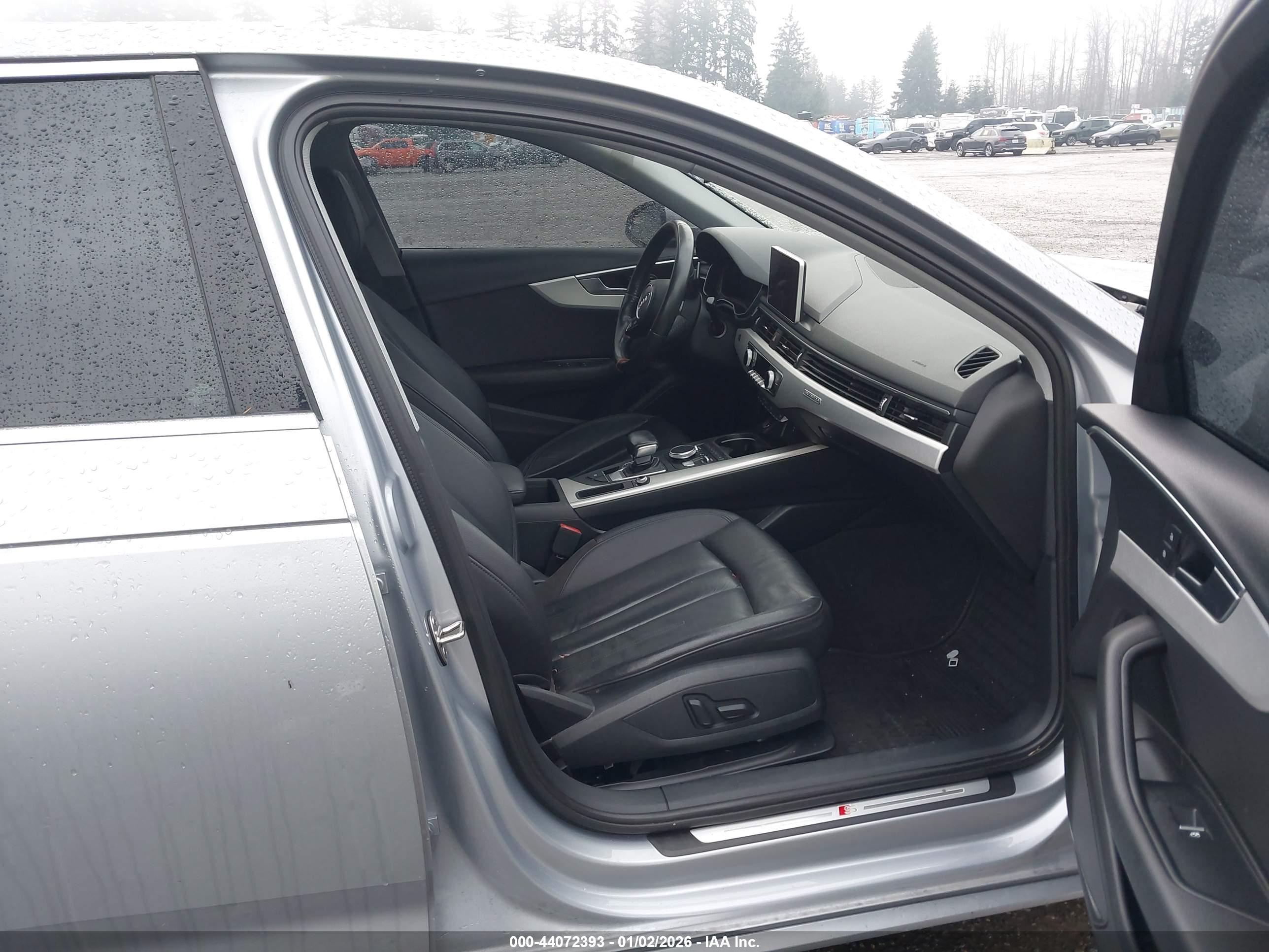 AUDI A4 image 5