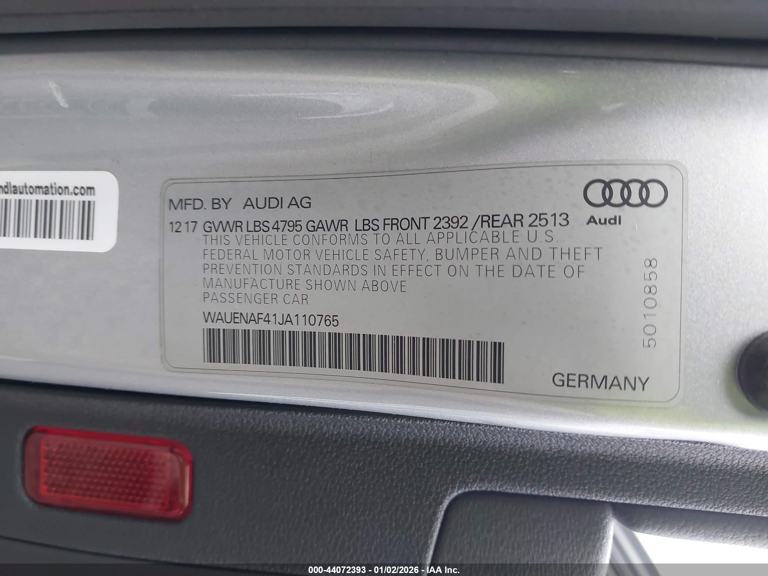 AUDI A4 image 9