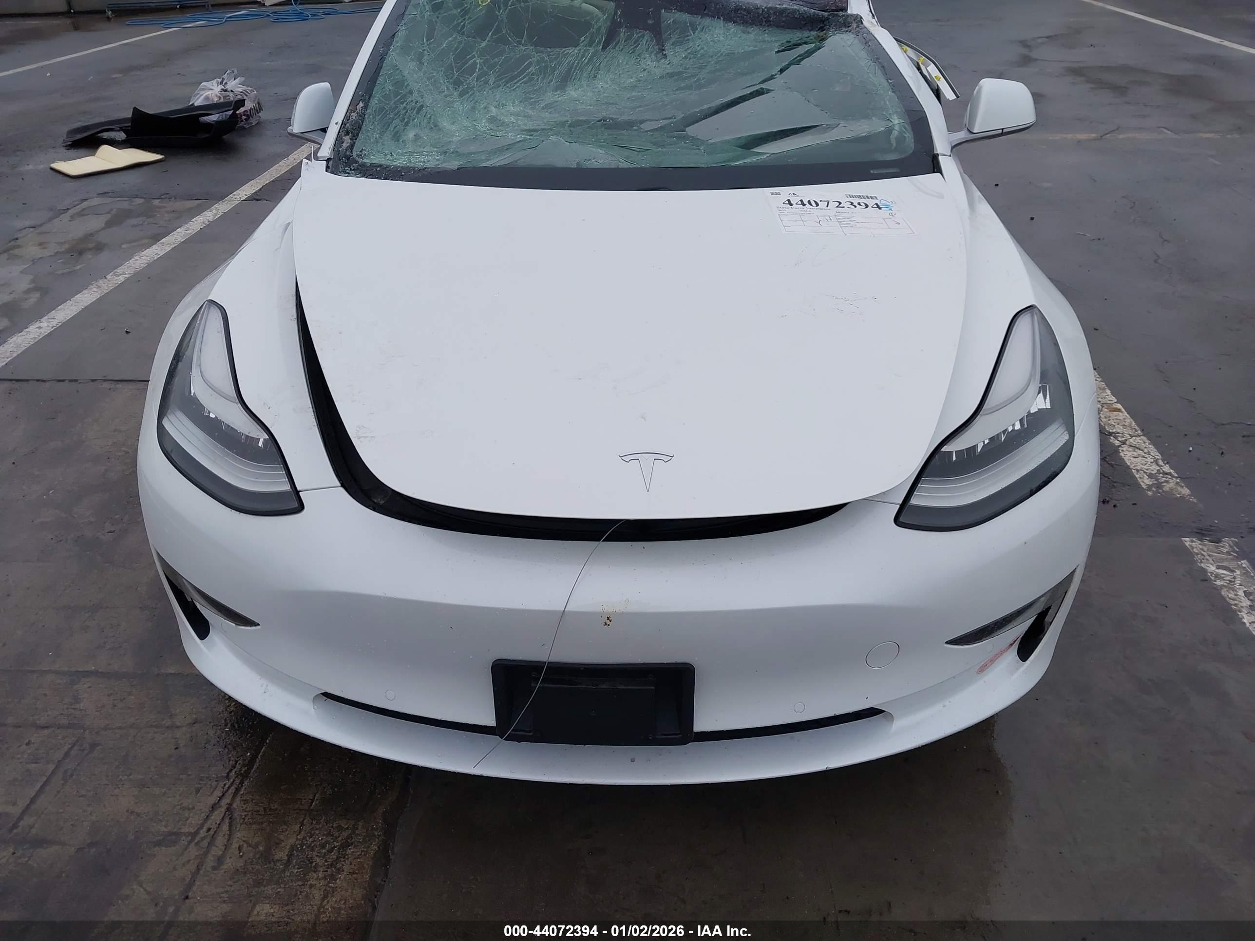 TESLA MODEL image 10