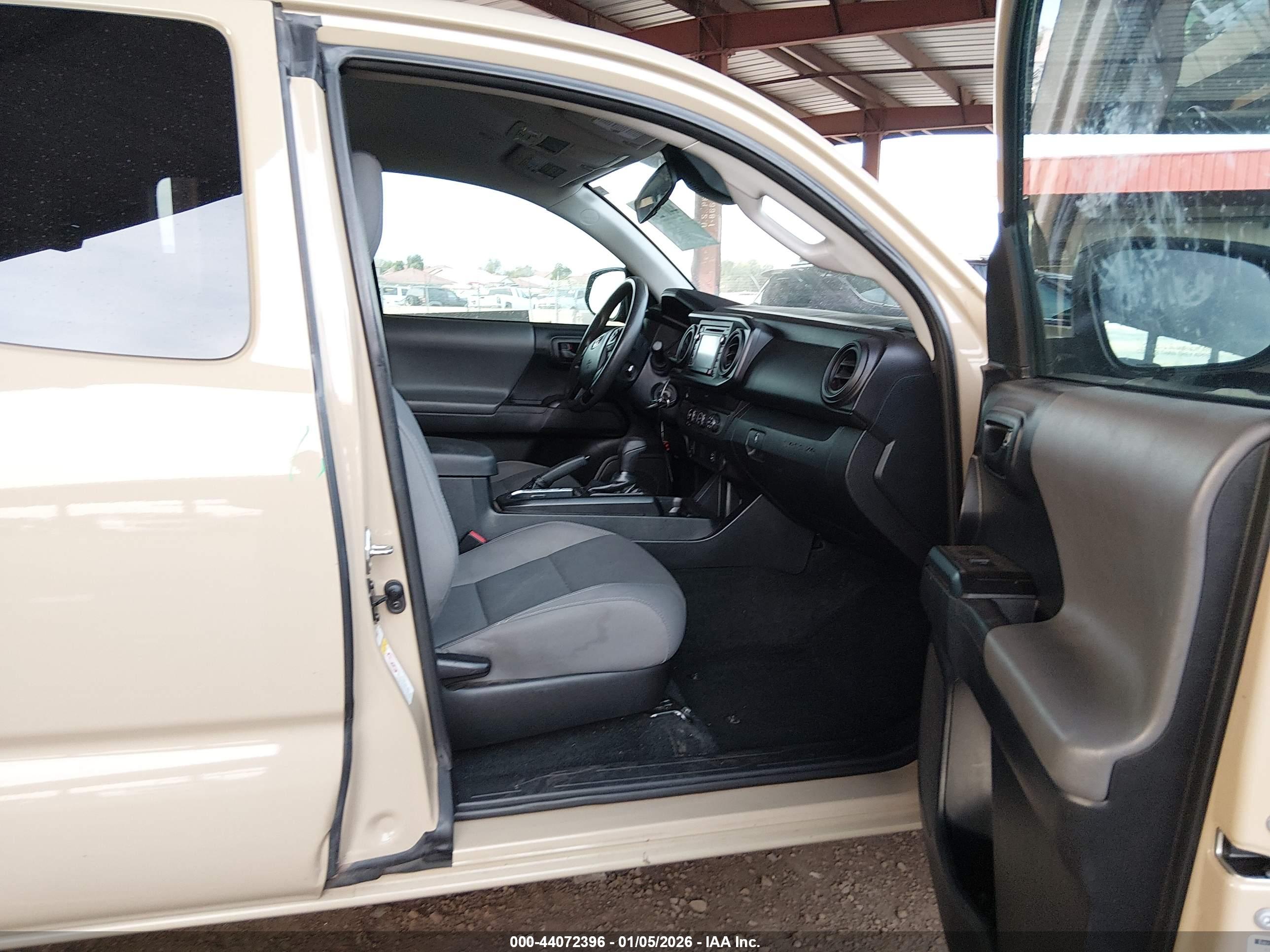 TOYOTA TACOMA image 5