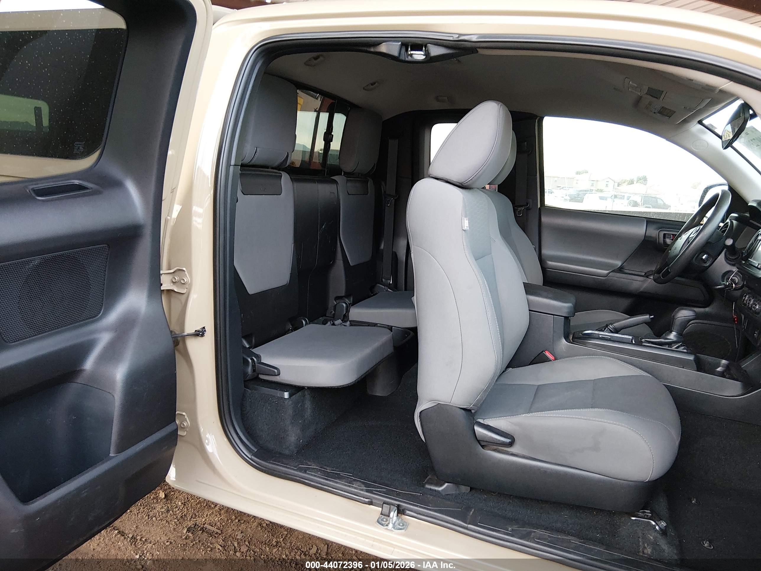 TOYOTA TACOMA image 8