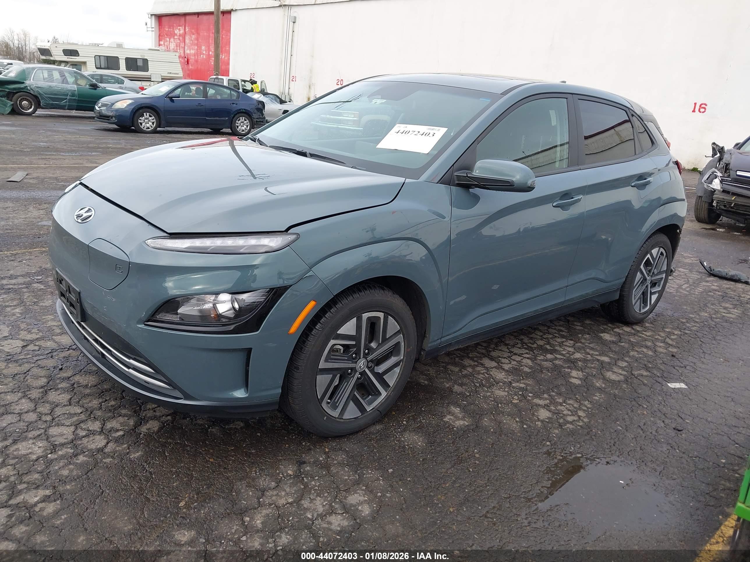HYUNDAI KONA image 2