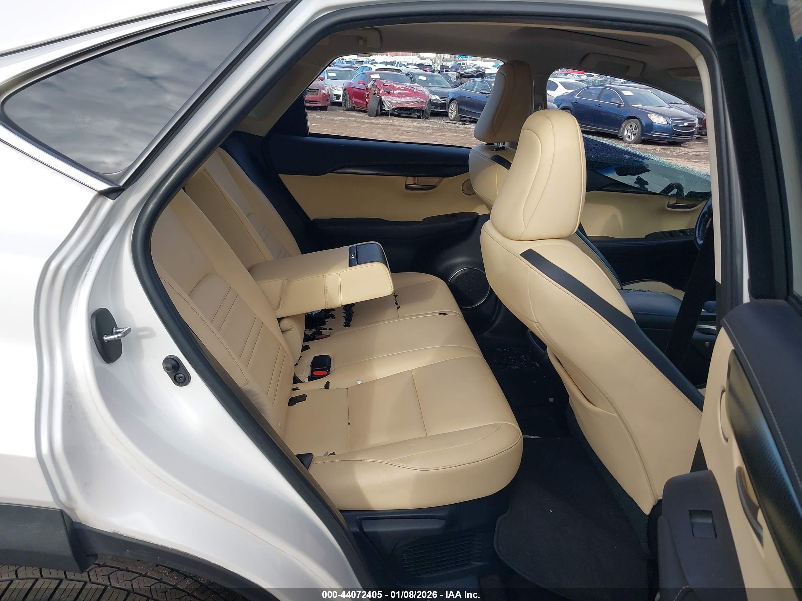 LEXUS NX image 8