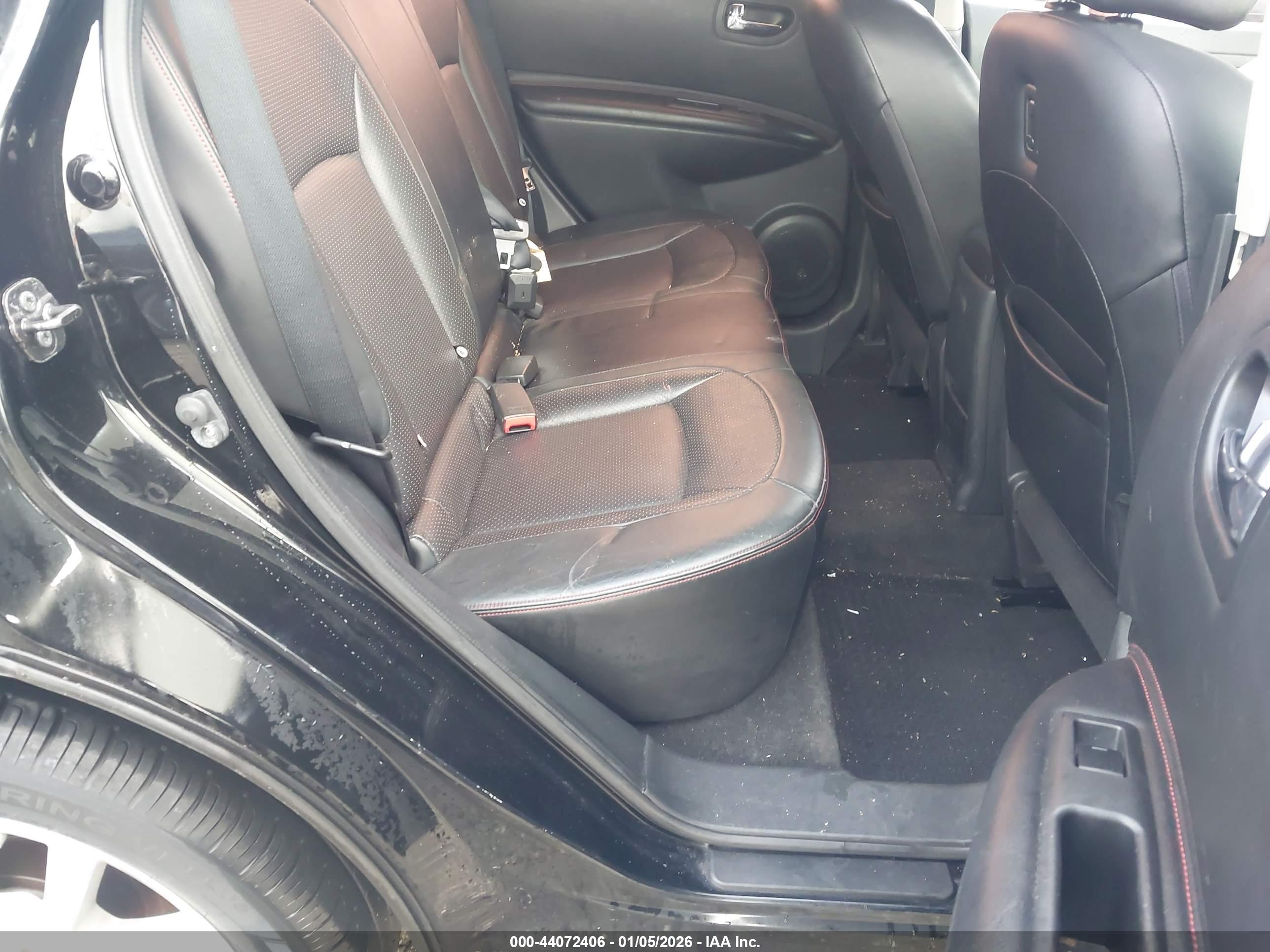NISSAN ROGUE image 8