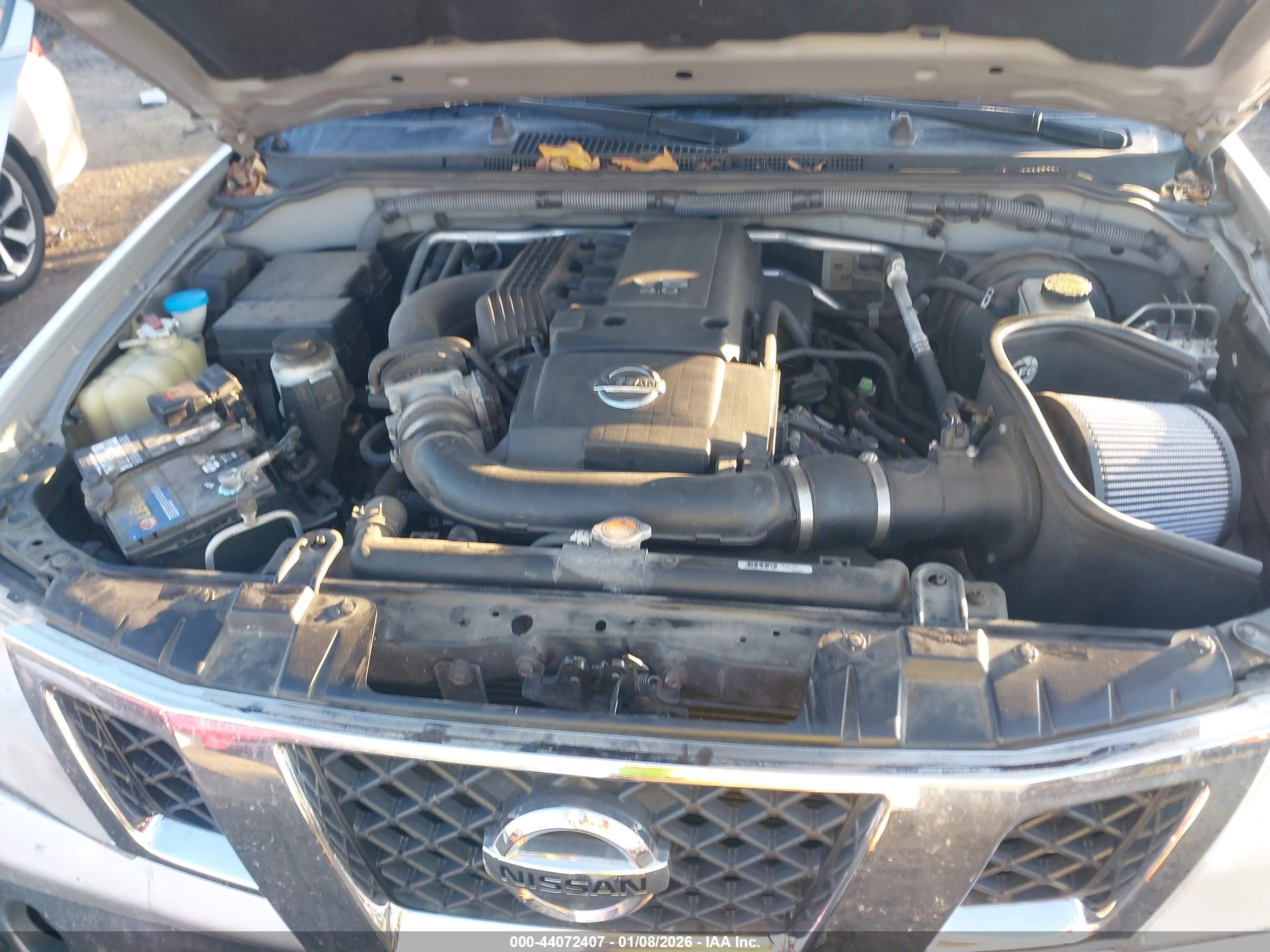 NISSAN FRONTIER image 10
