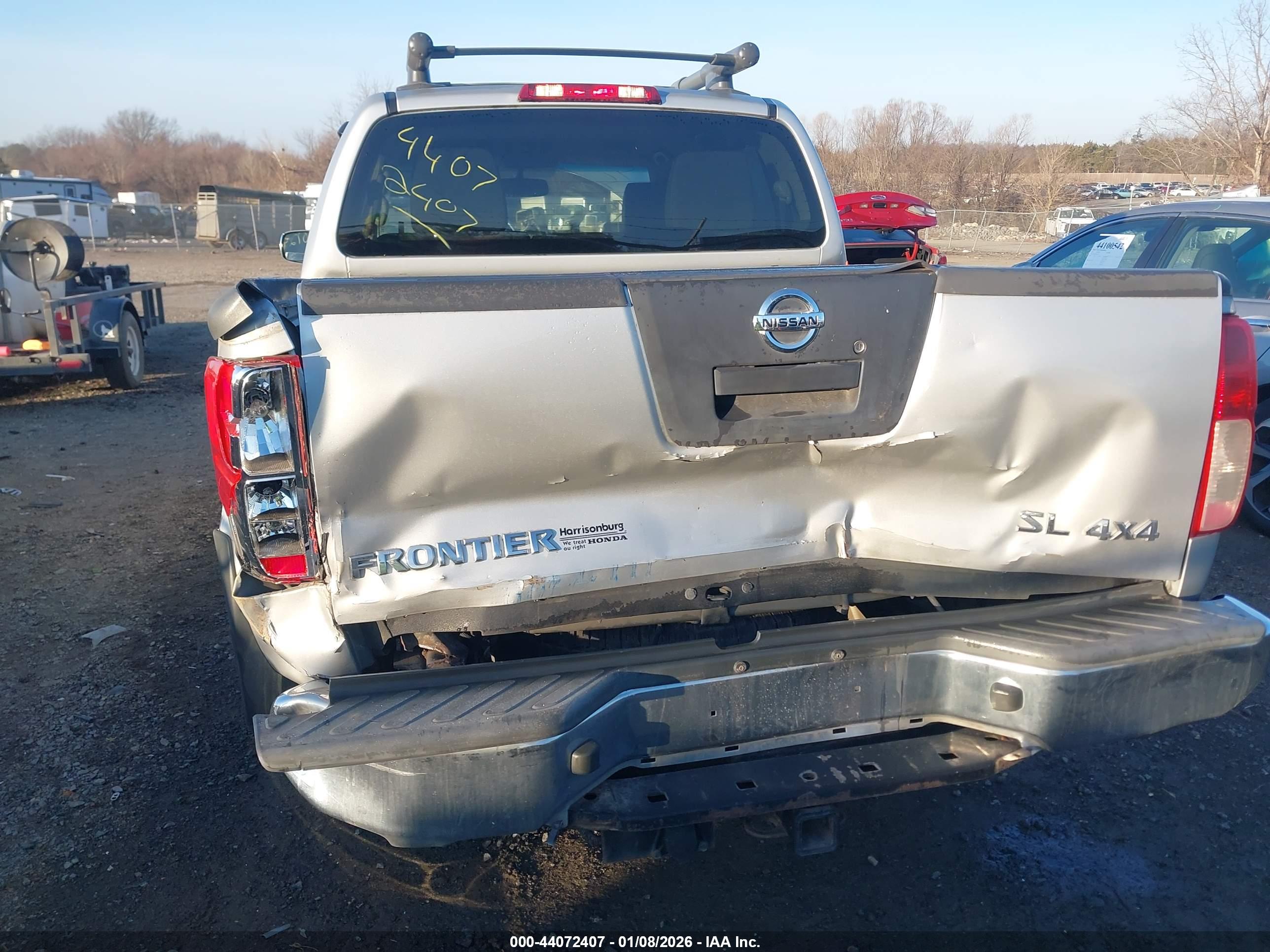 NISSAN FRONTIER image 6
