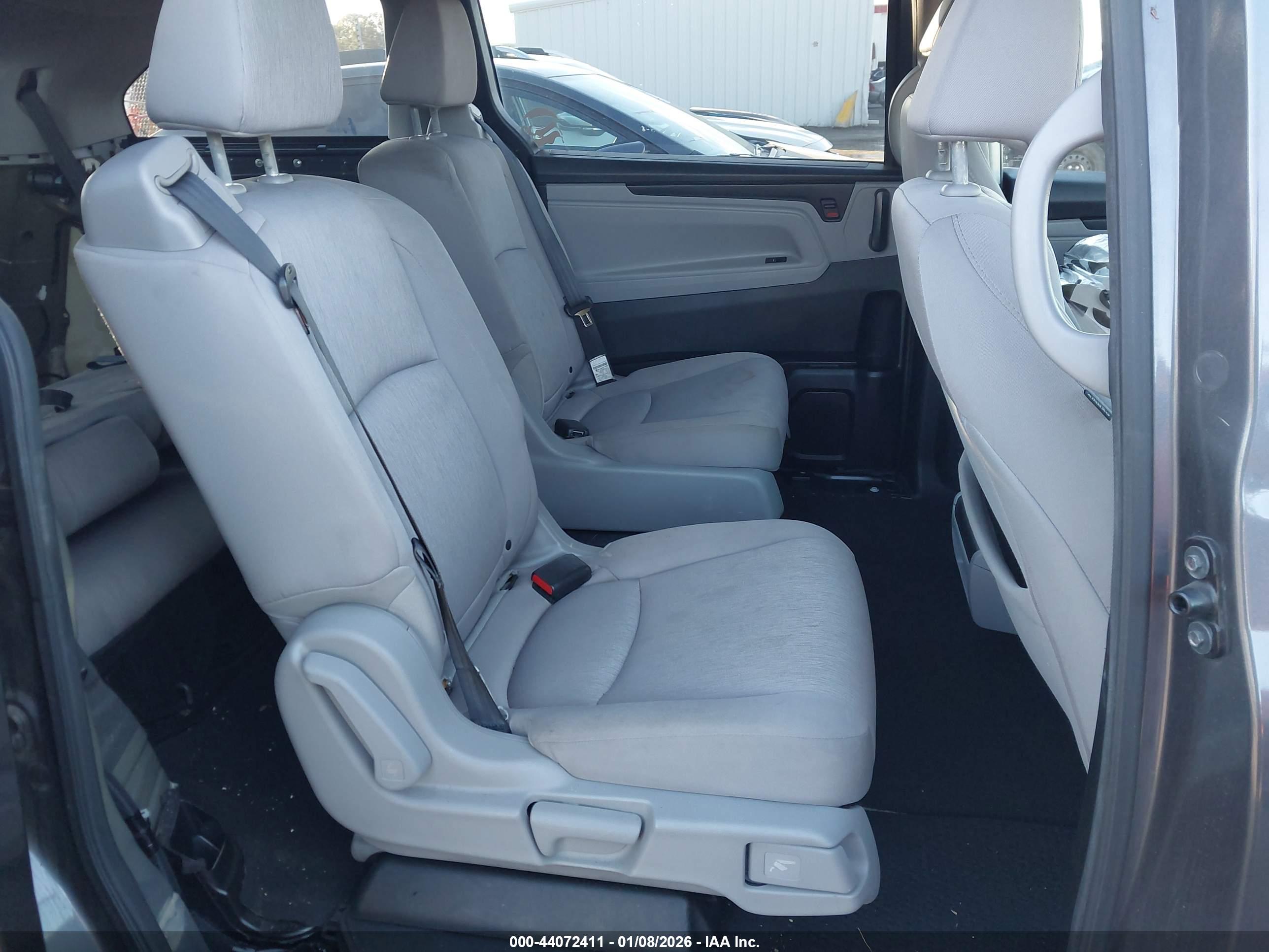 HONDA ODYSSEY image 8