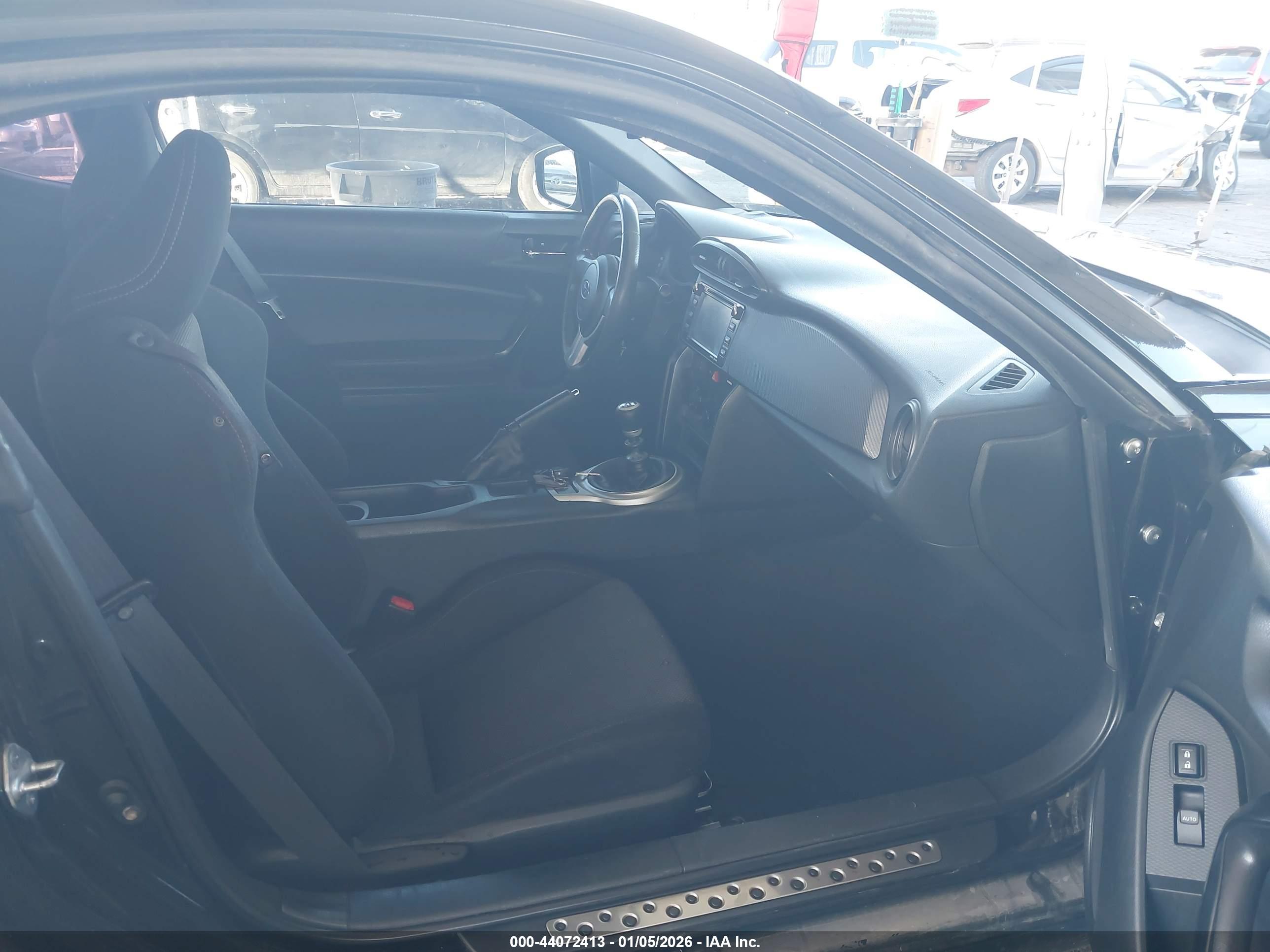 SUBARU BRZ image 5