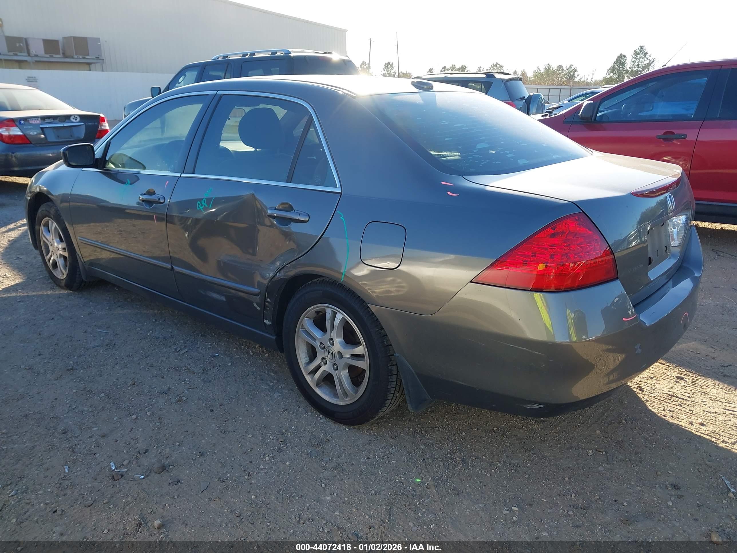 HONDA ACCORD image 3