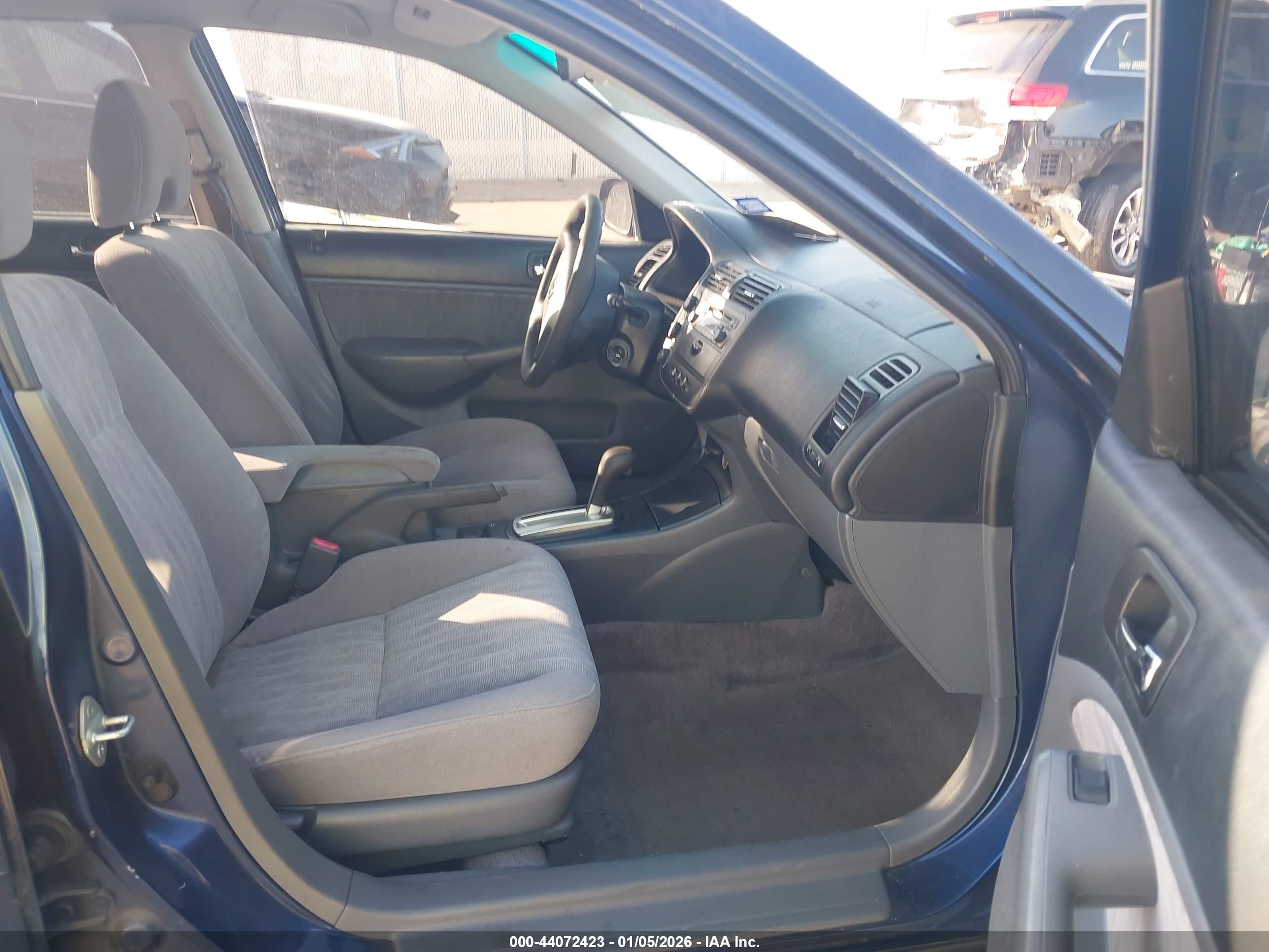 HONDA CIVIC image 5