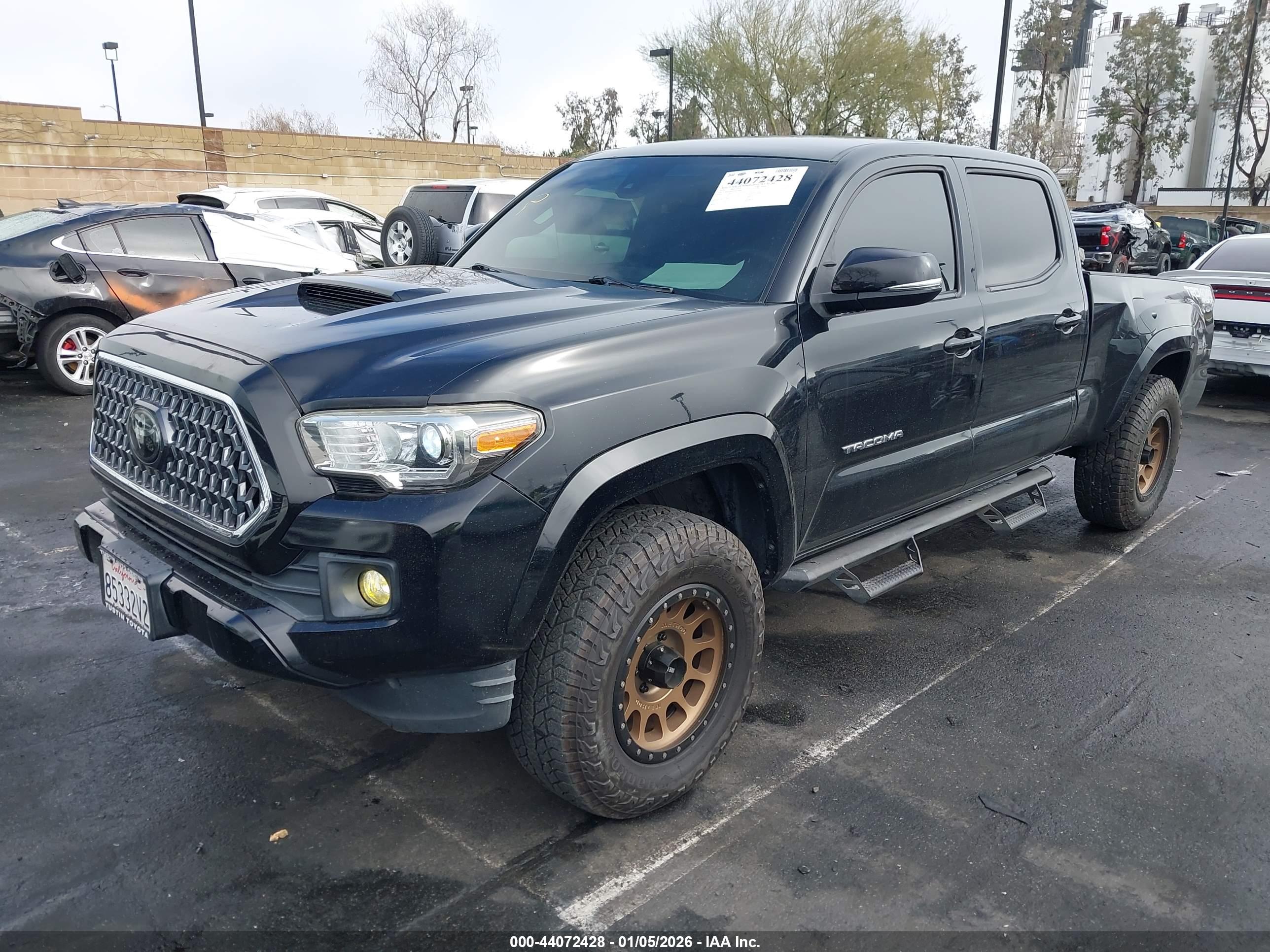 TOYOTA TACOMA image 2