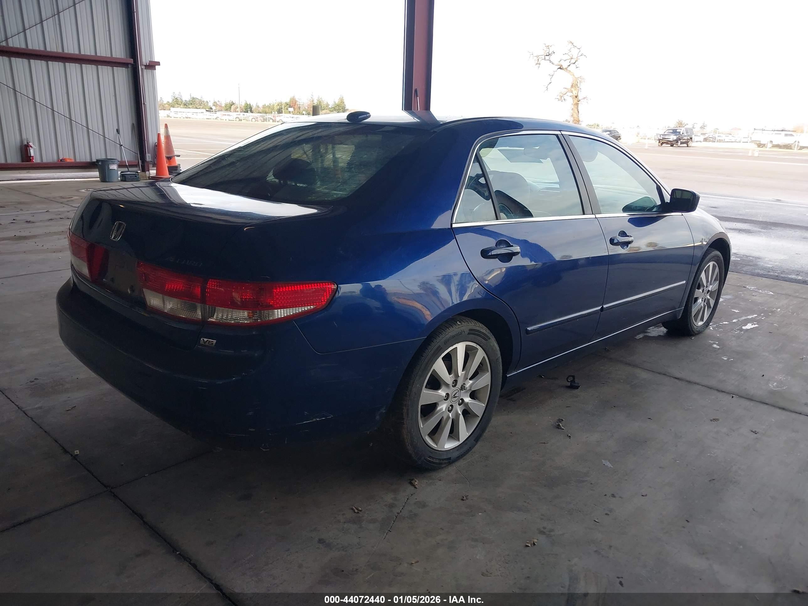 HONDA ACCORD image 4
