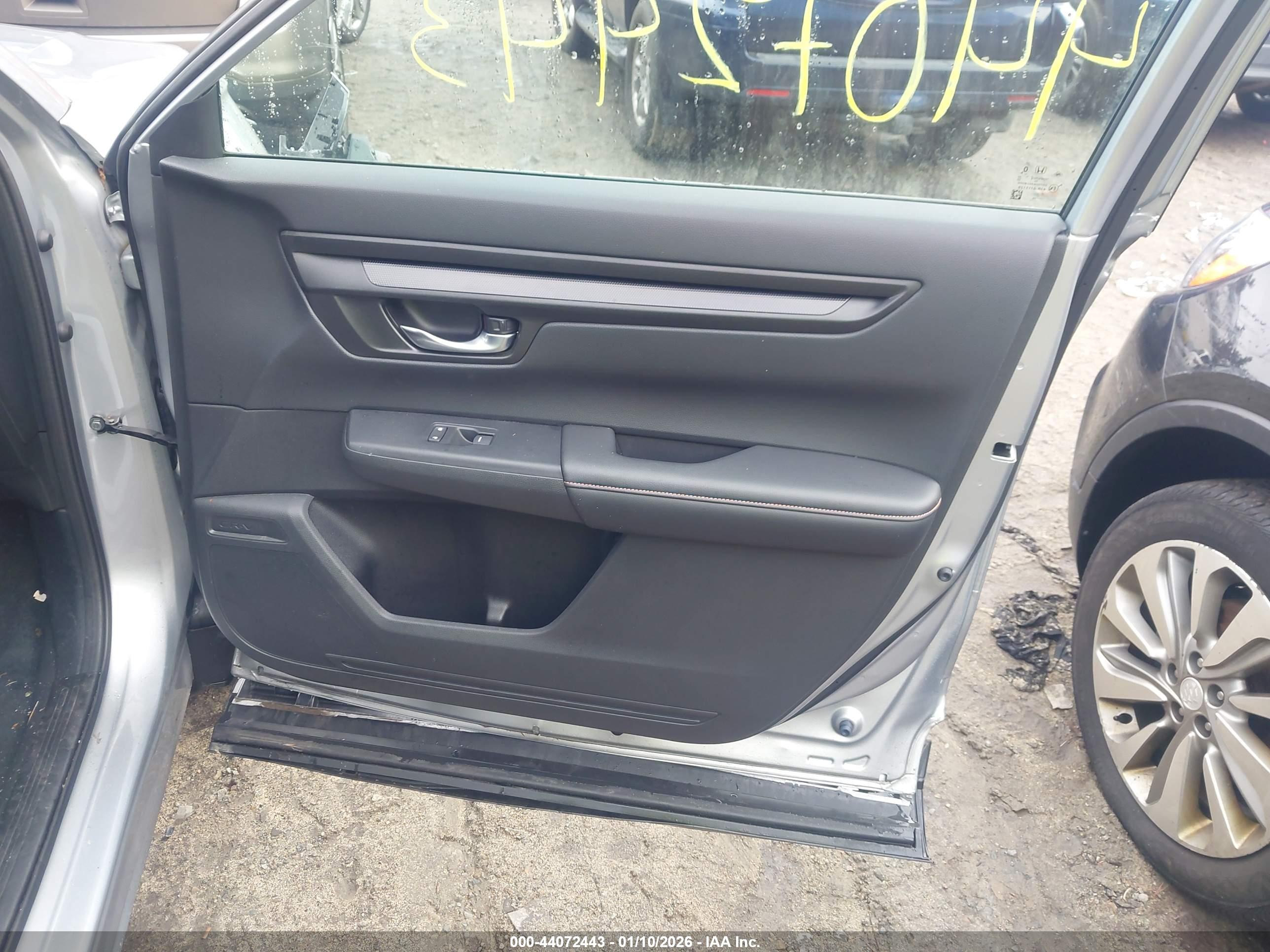 HONDA CR-V image 5