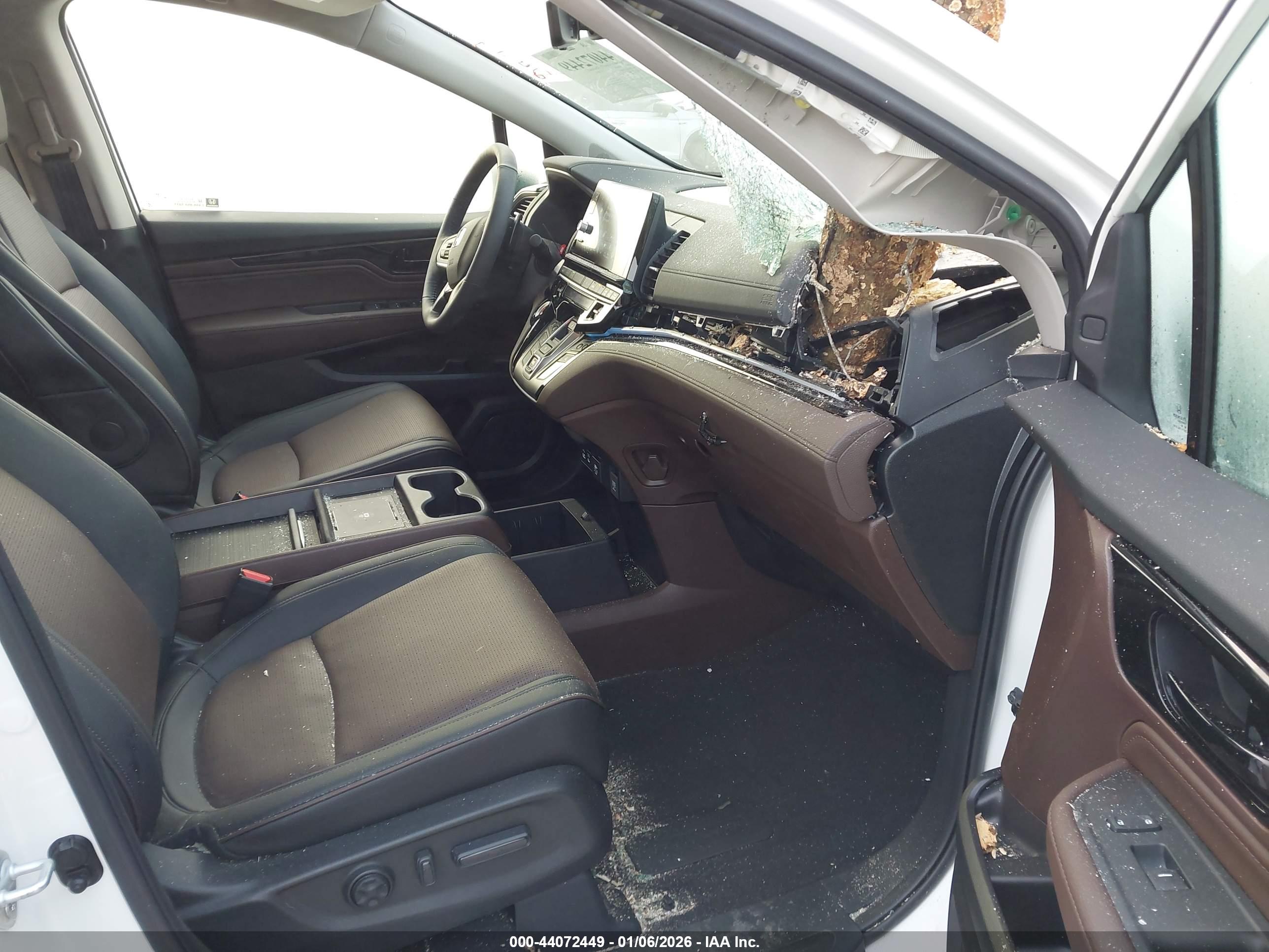 HONDA ODYSSEY image 5