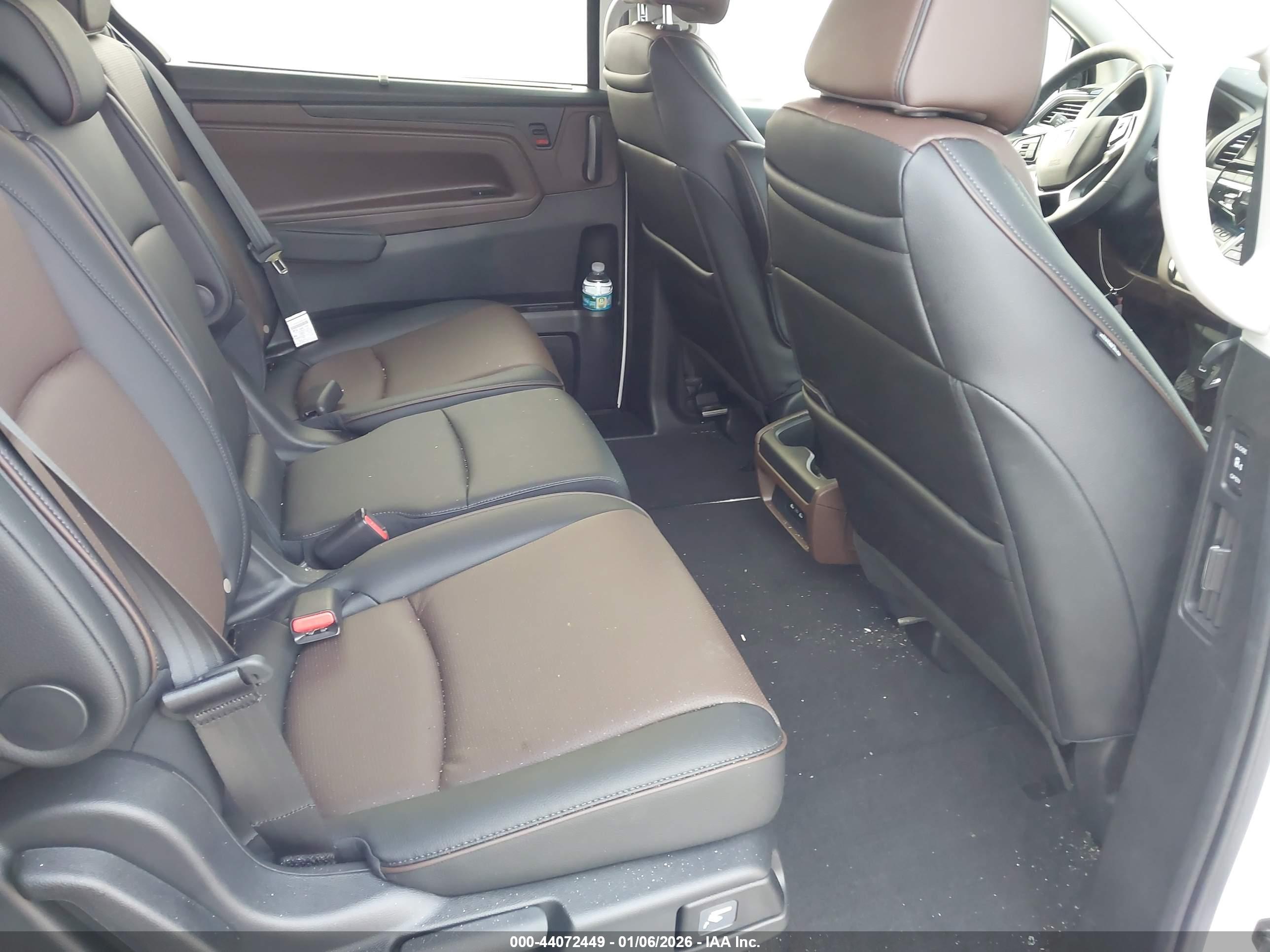 HONDA ODYSSEY image 8