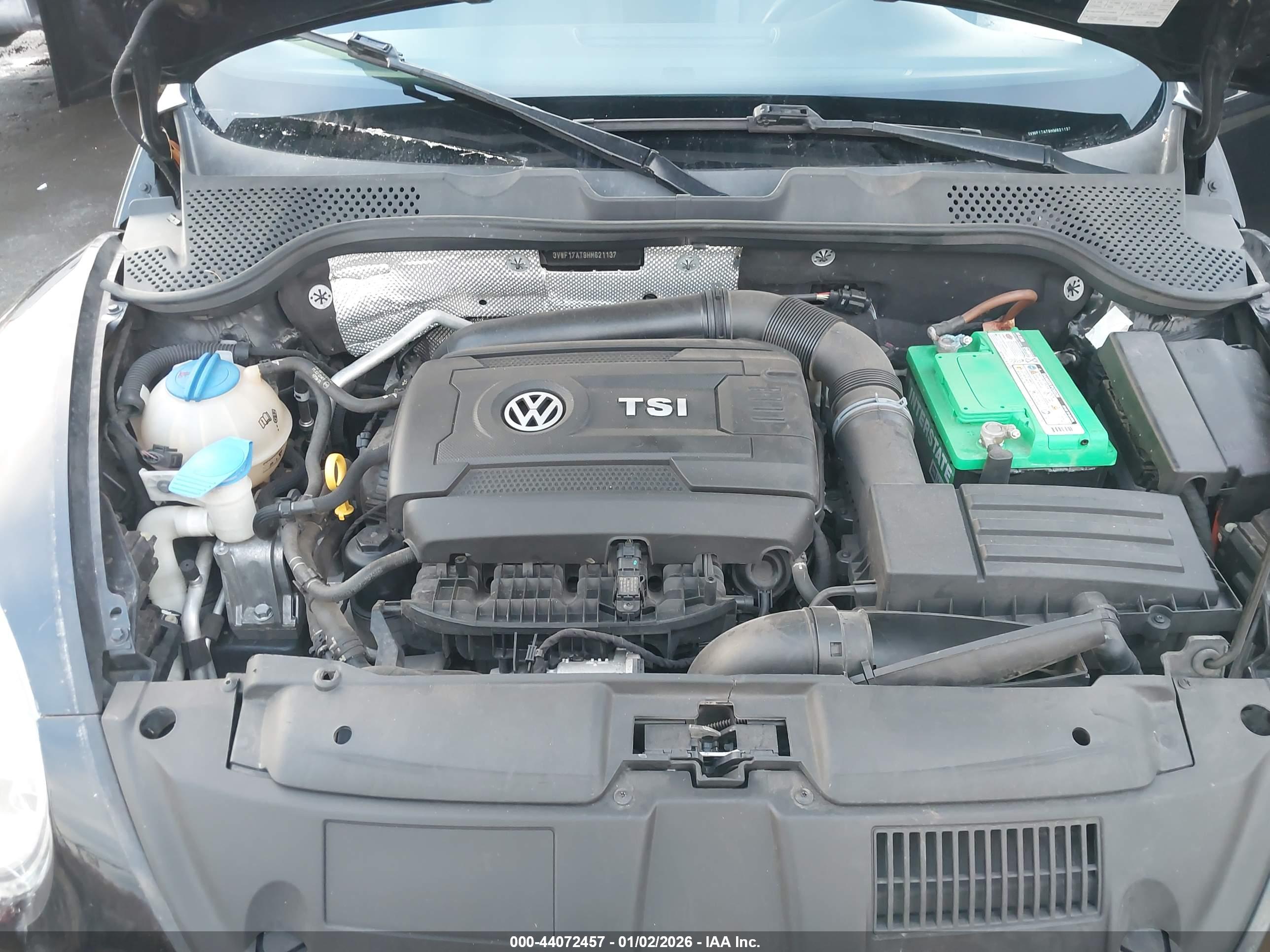 VOLKSWAGEN BEETLE image 10