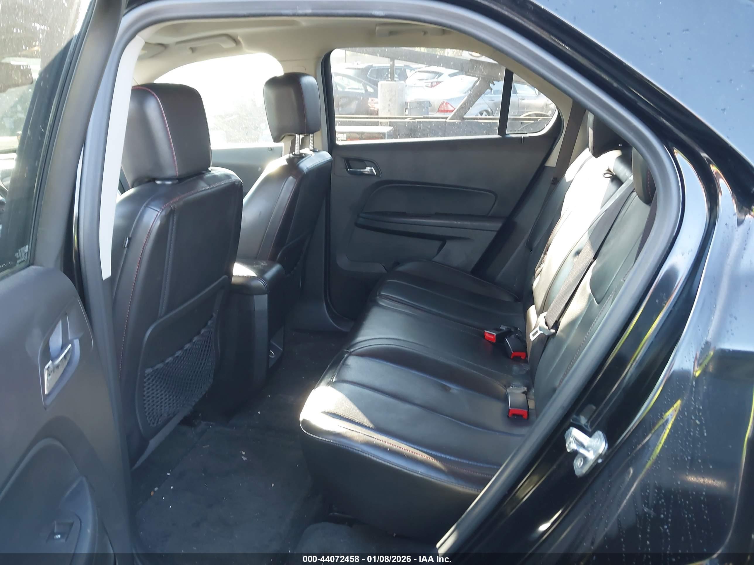 CHEVROLET EQUINOX image 8