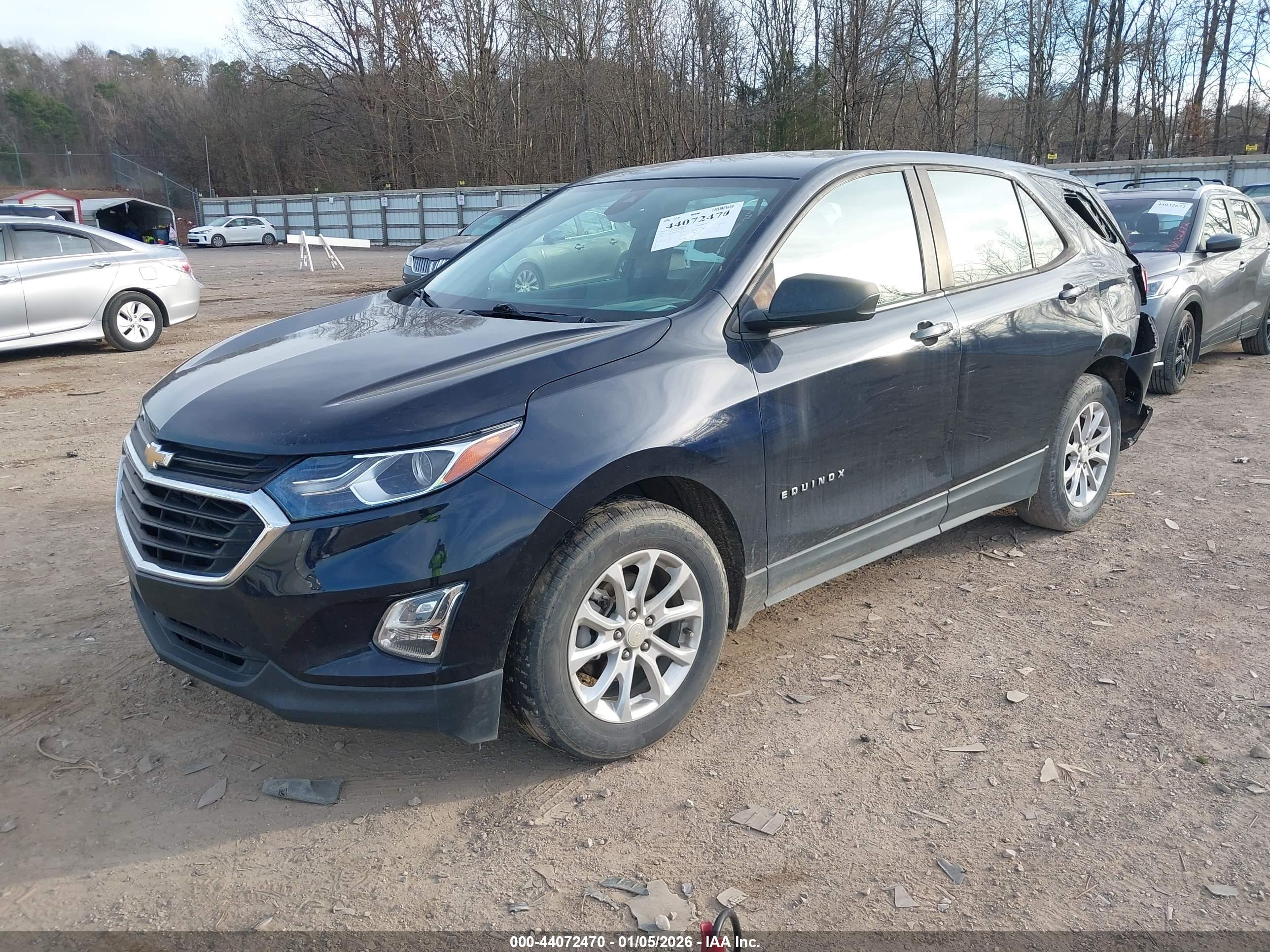 CHEVROLET EQUINOX image 2