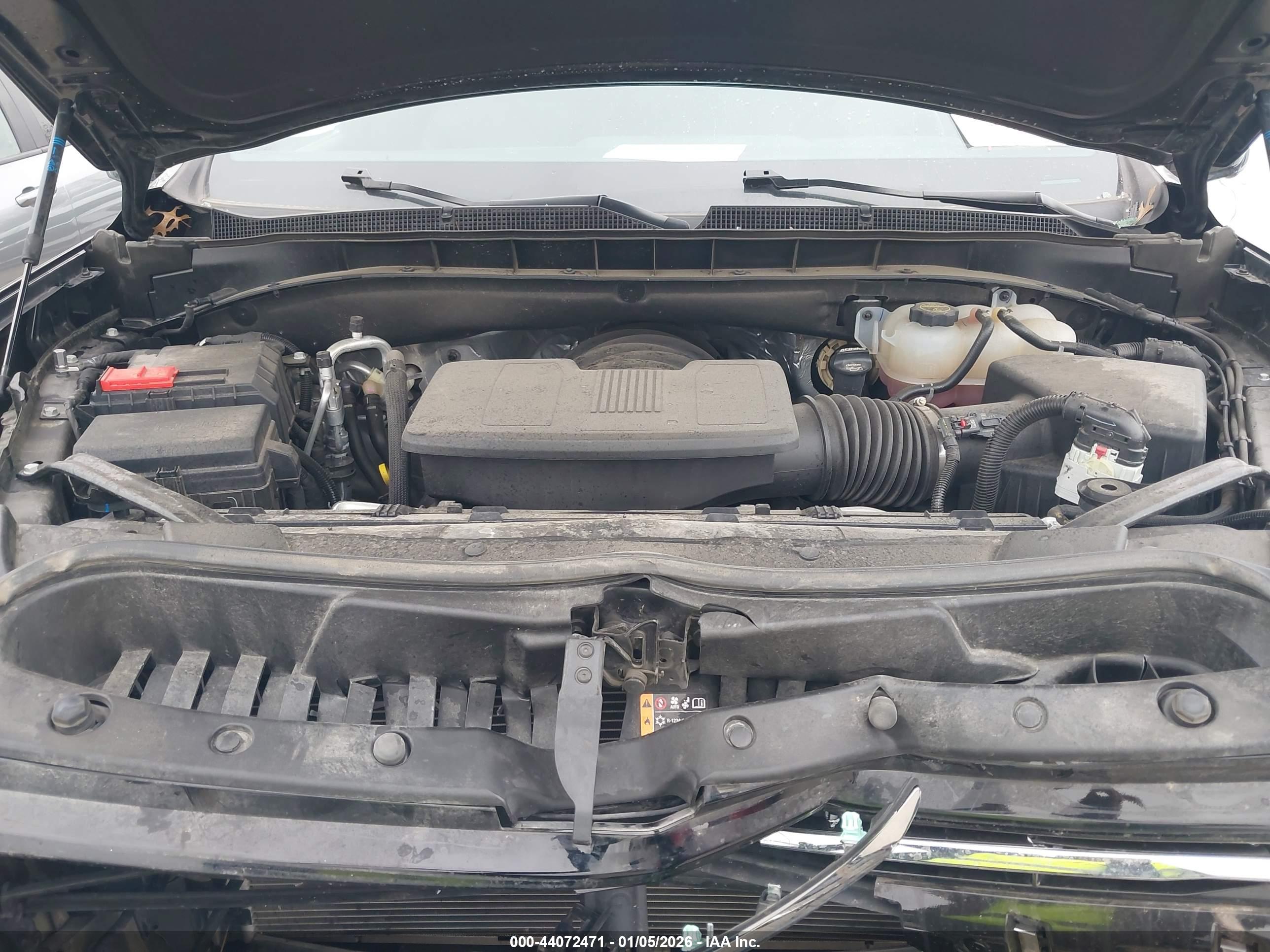 CHEVROLET TAHOE image 10
