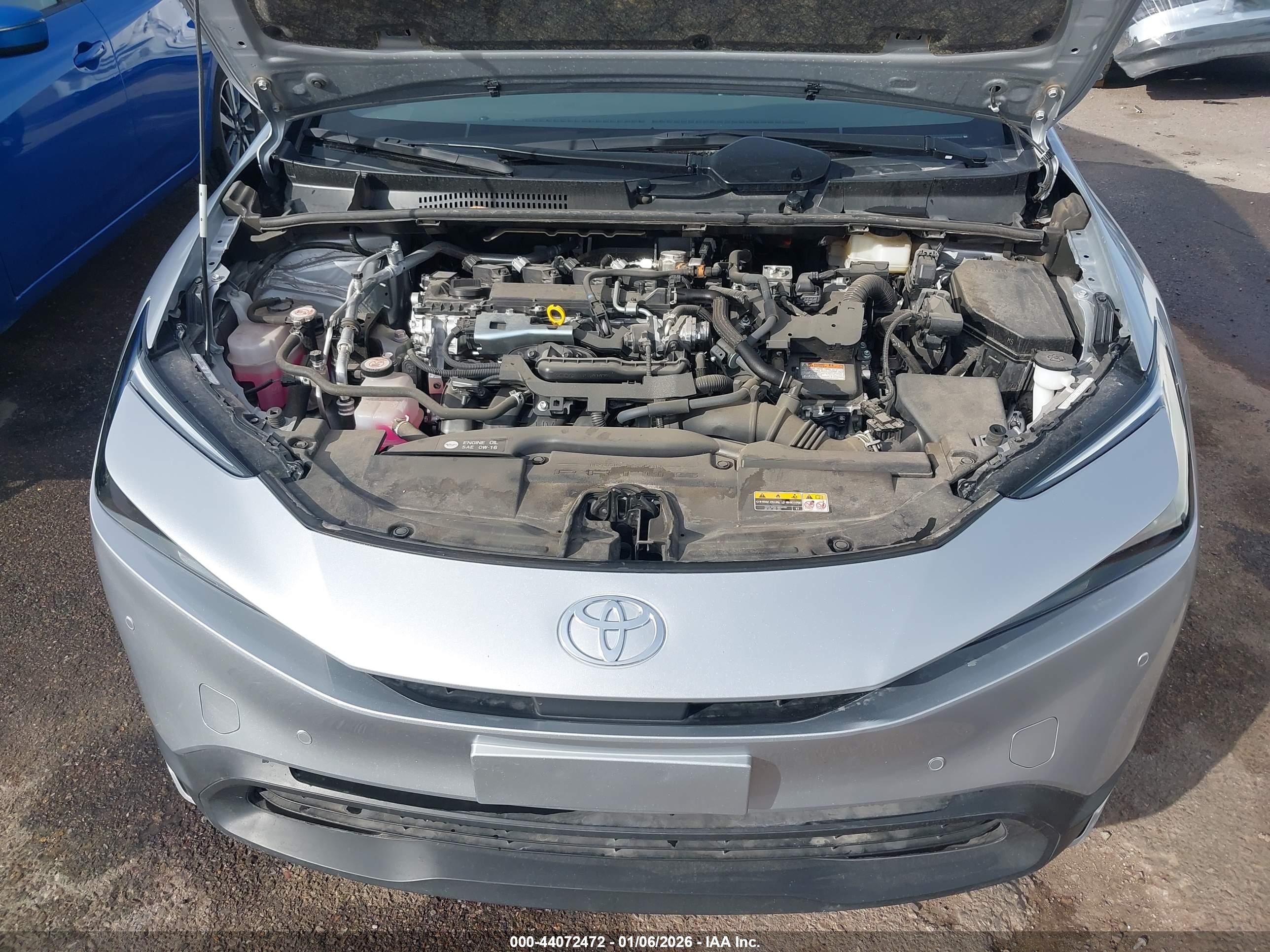 TOYOTA PRIUS image 10