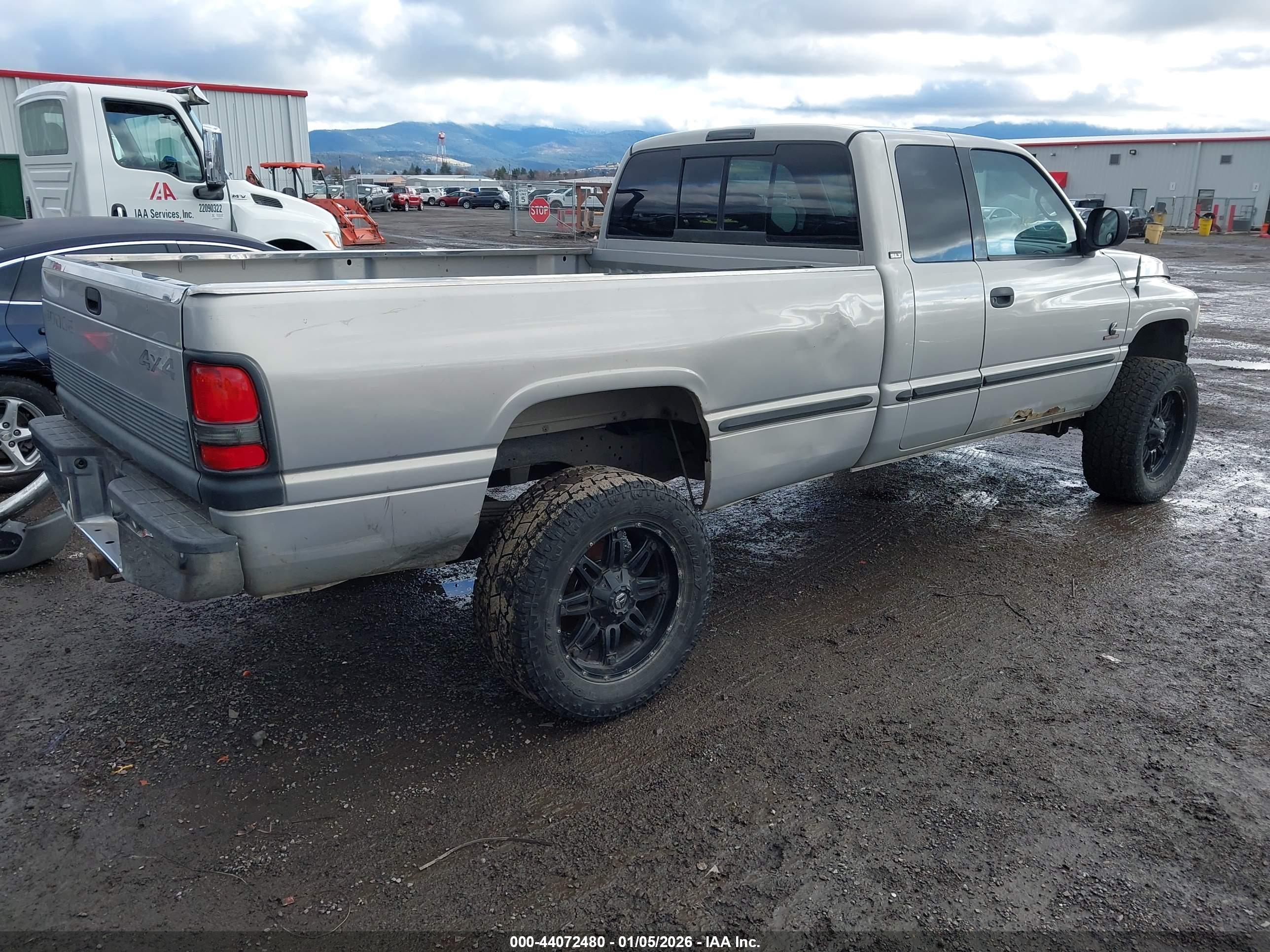 DODGE RAM image 4