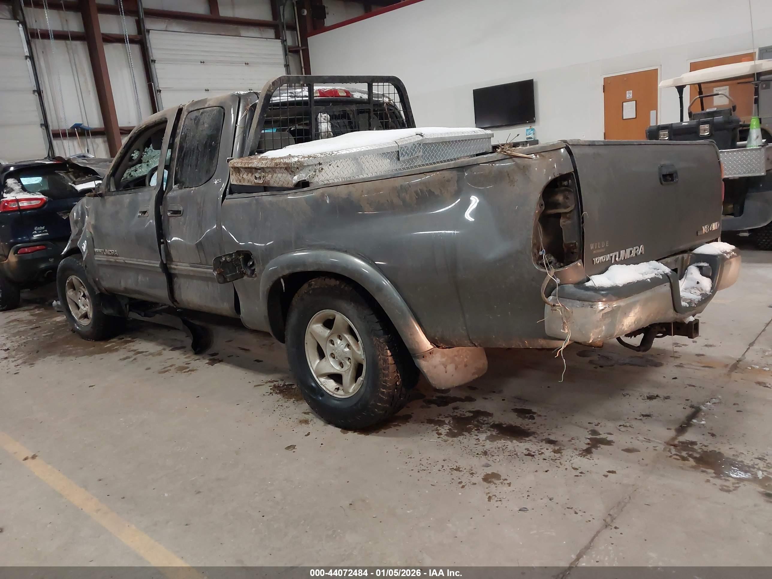 TOYOTA TUNDRA image 3
