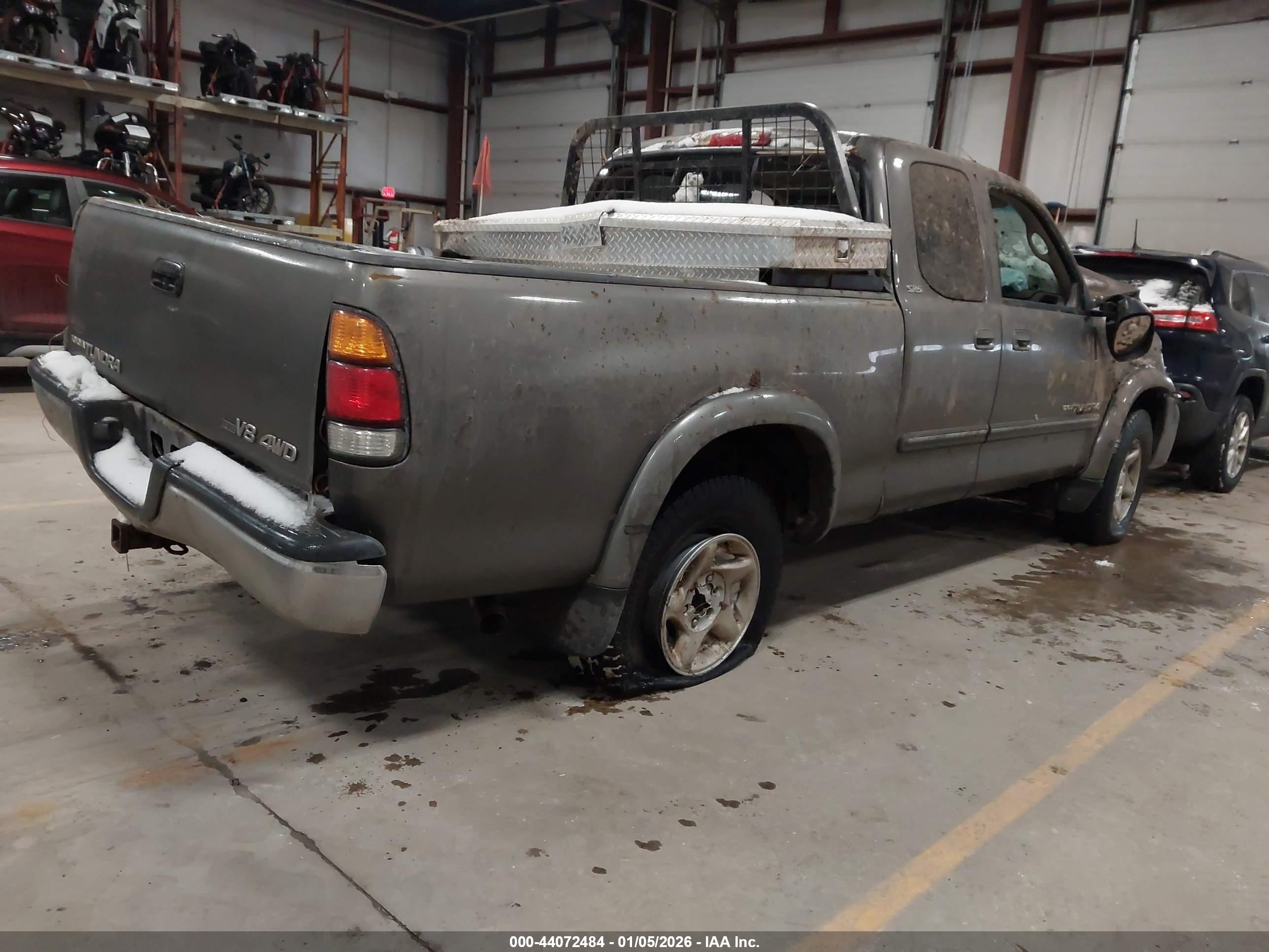 TOYOTA TUNDRA image 4