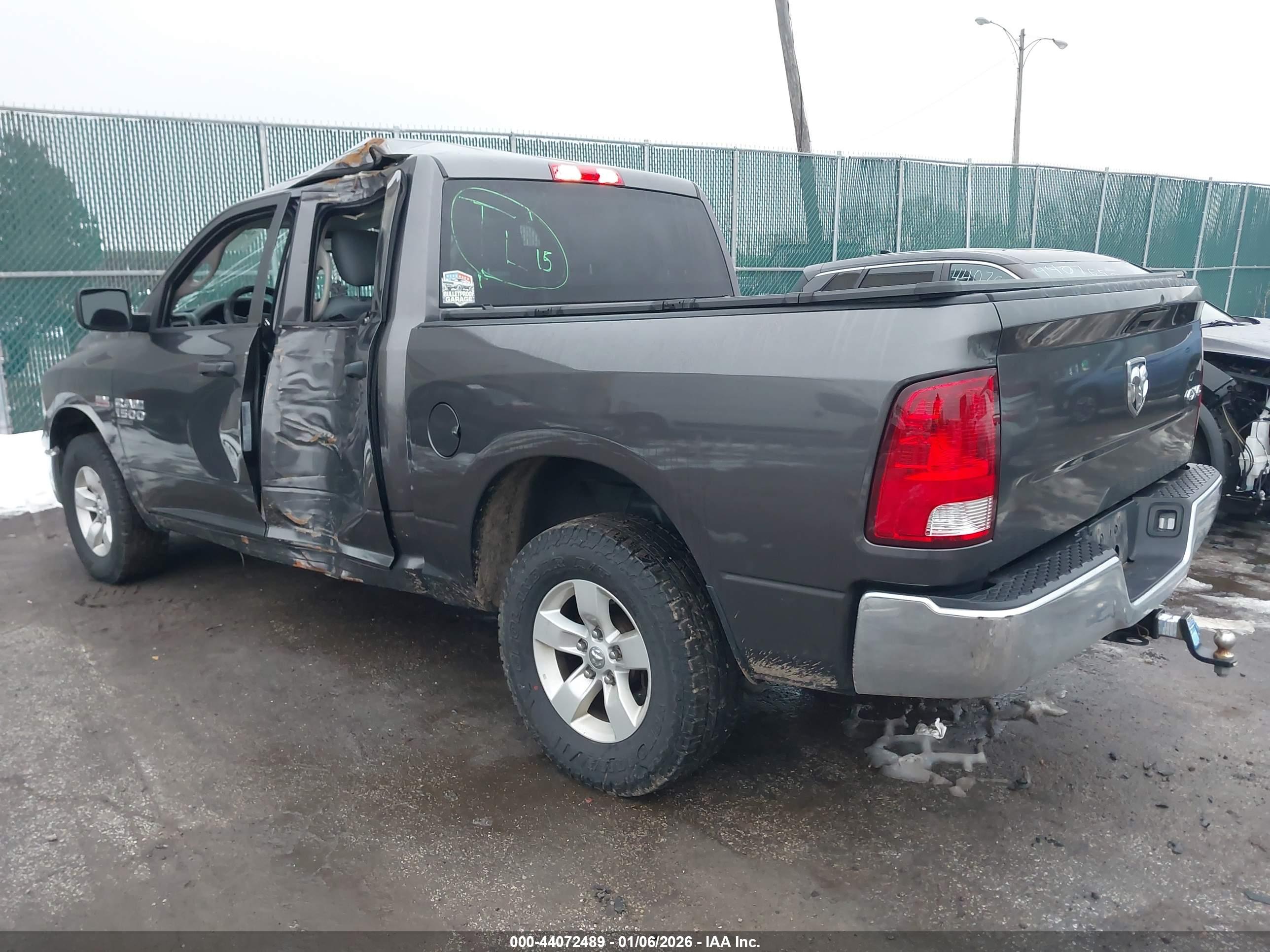 RAM 1500 image 3