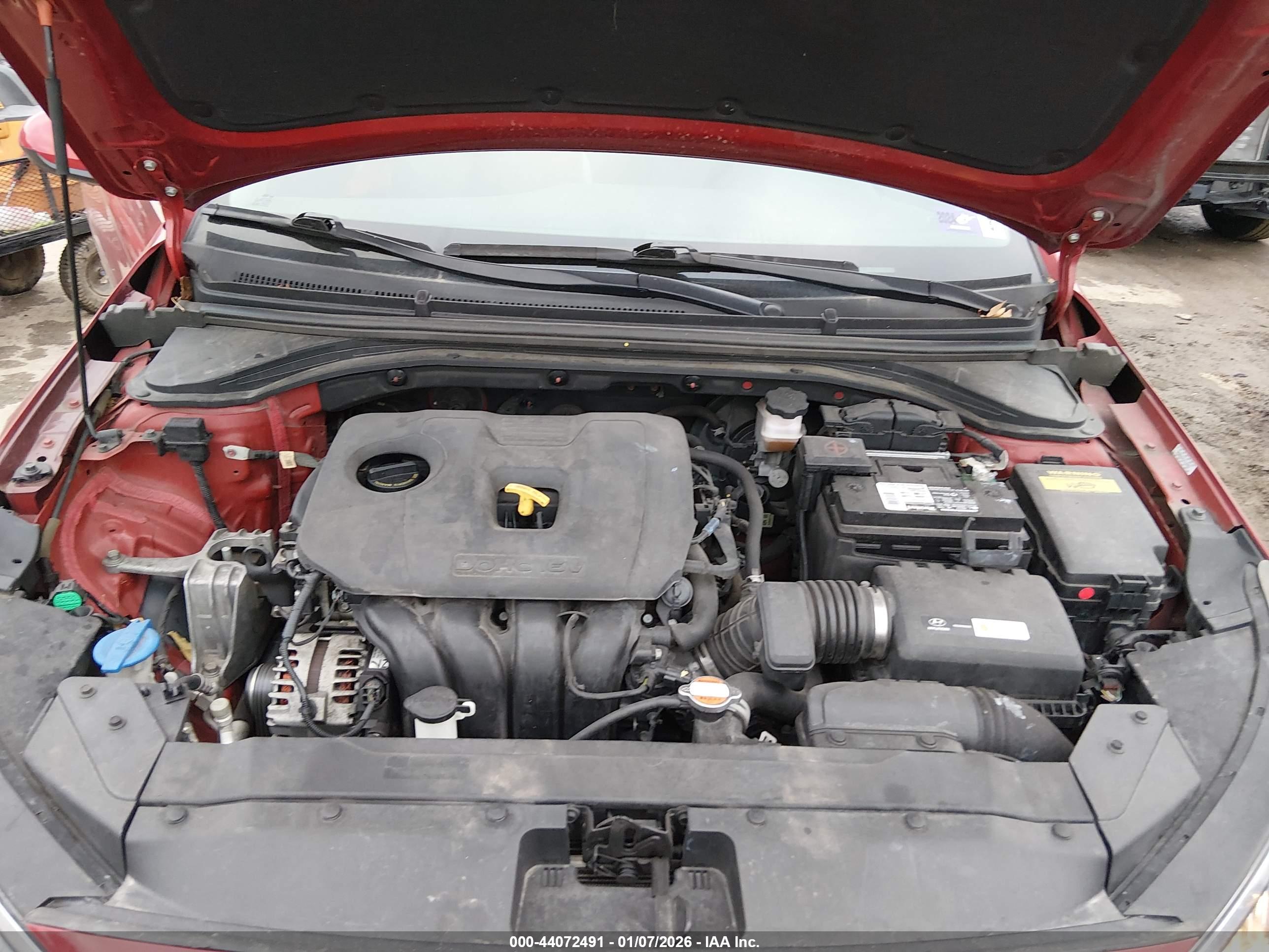 HYUNDAI ELANTRA image 10