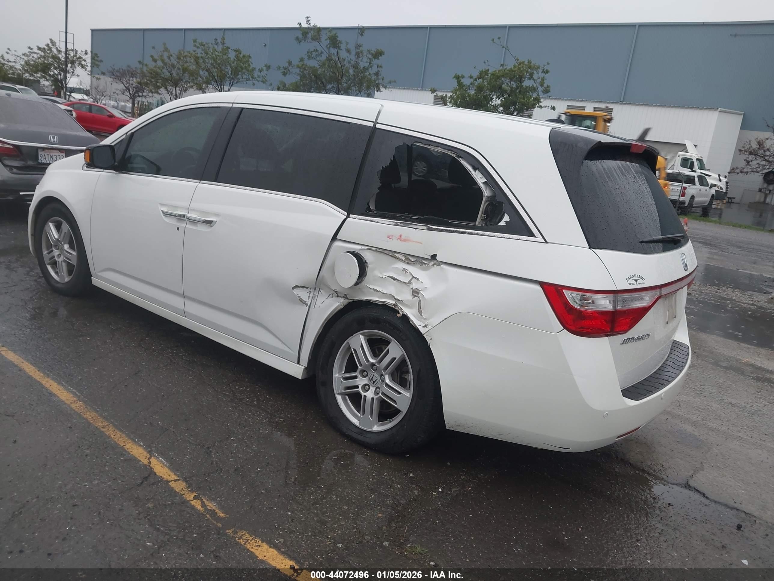HONDA ODYSSEY image 3