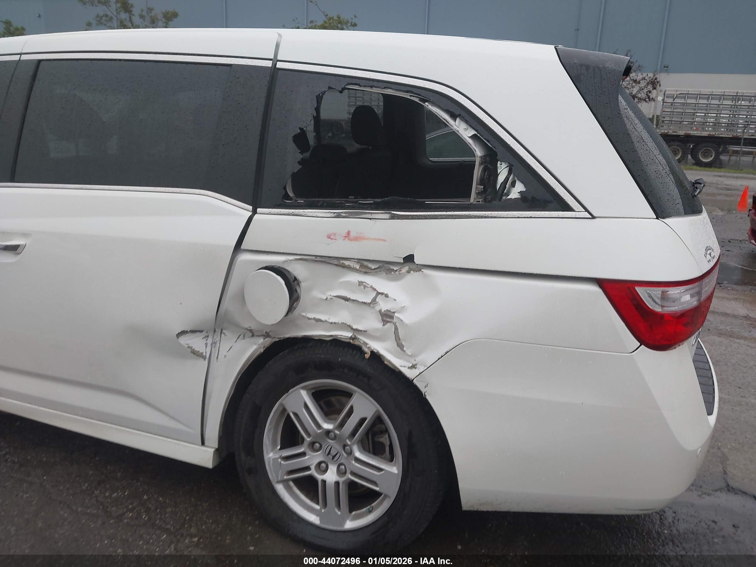 HONDA ODYSSEY image 6