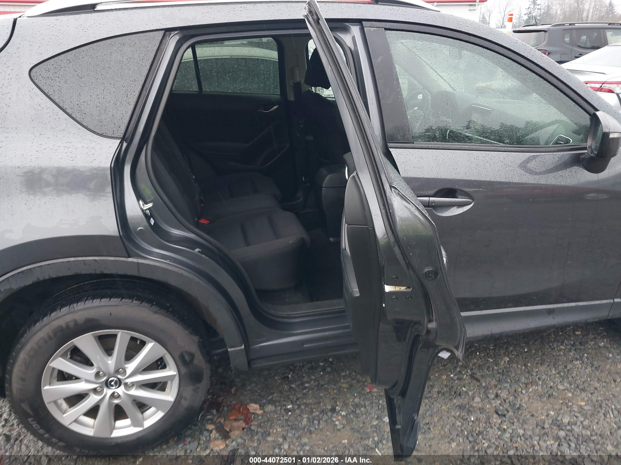MAZDA CX-5 image 8