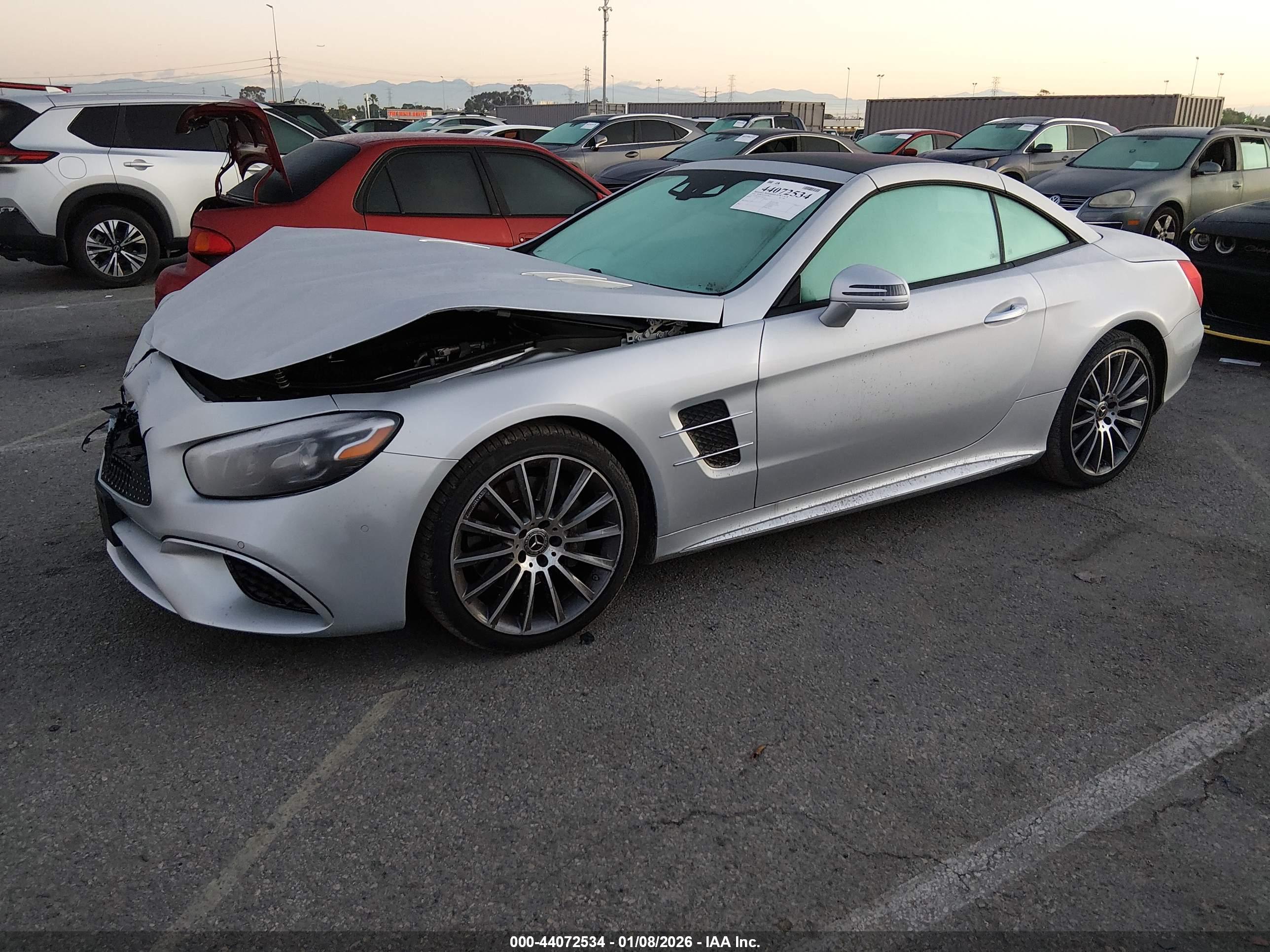 MERCEDES-BENZ SL image 2