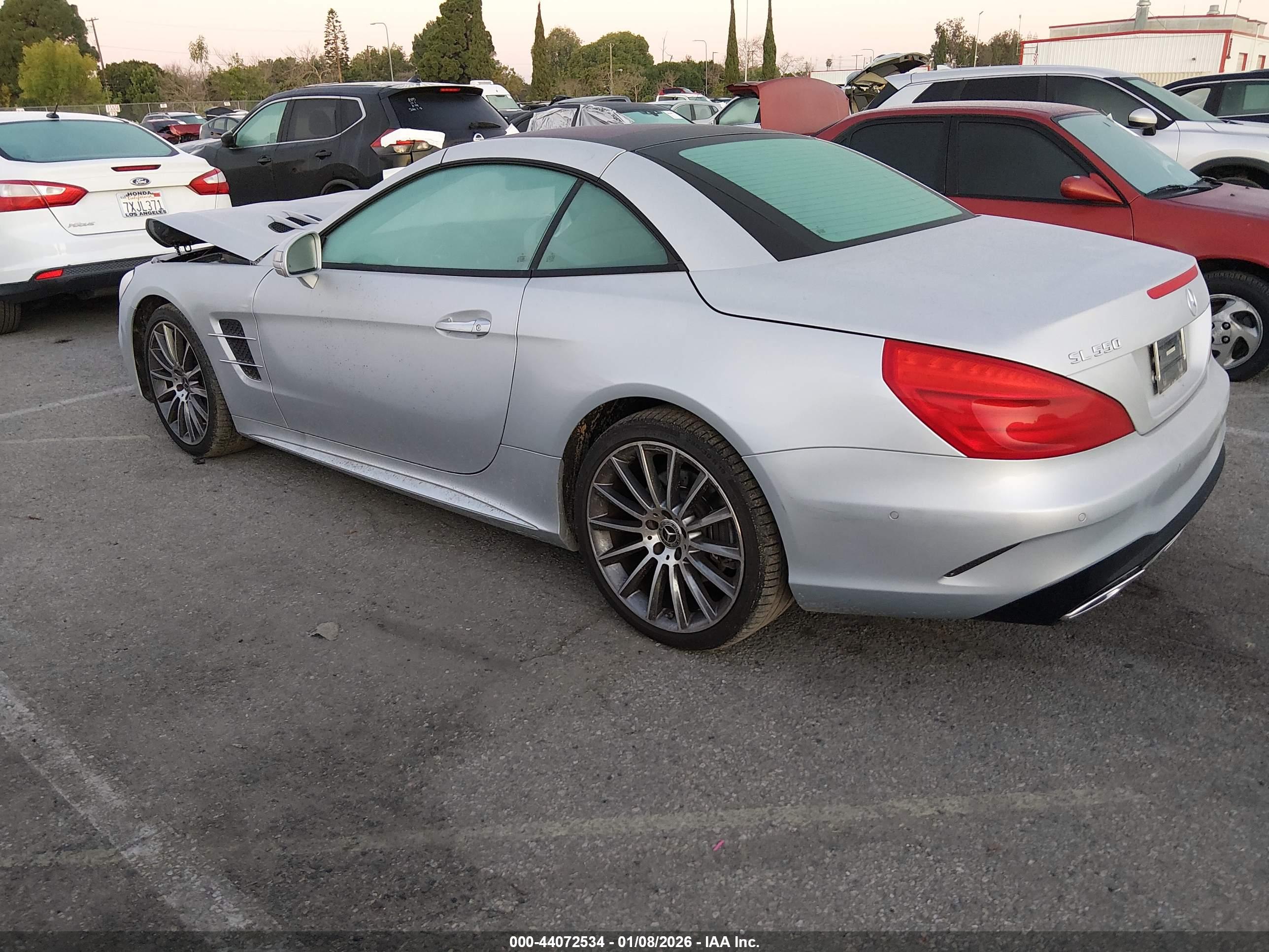 MERCEDES-BENZ SL image 3