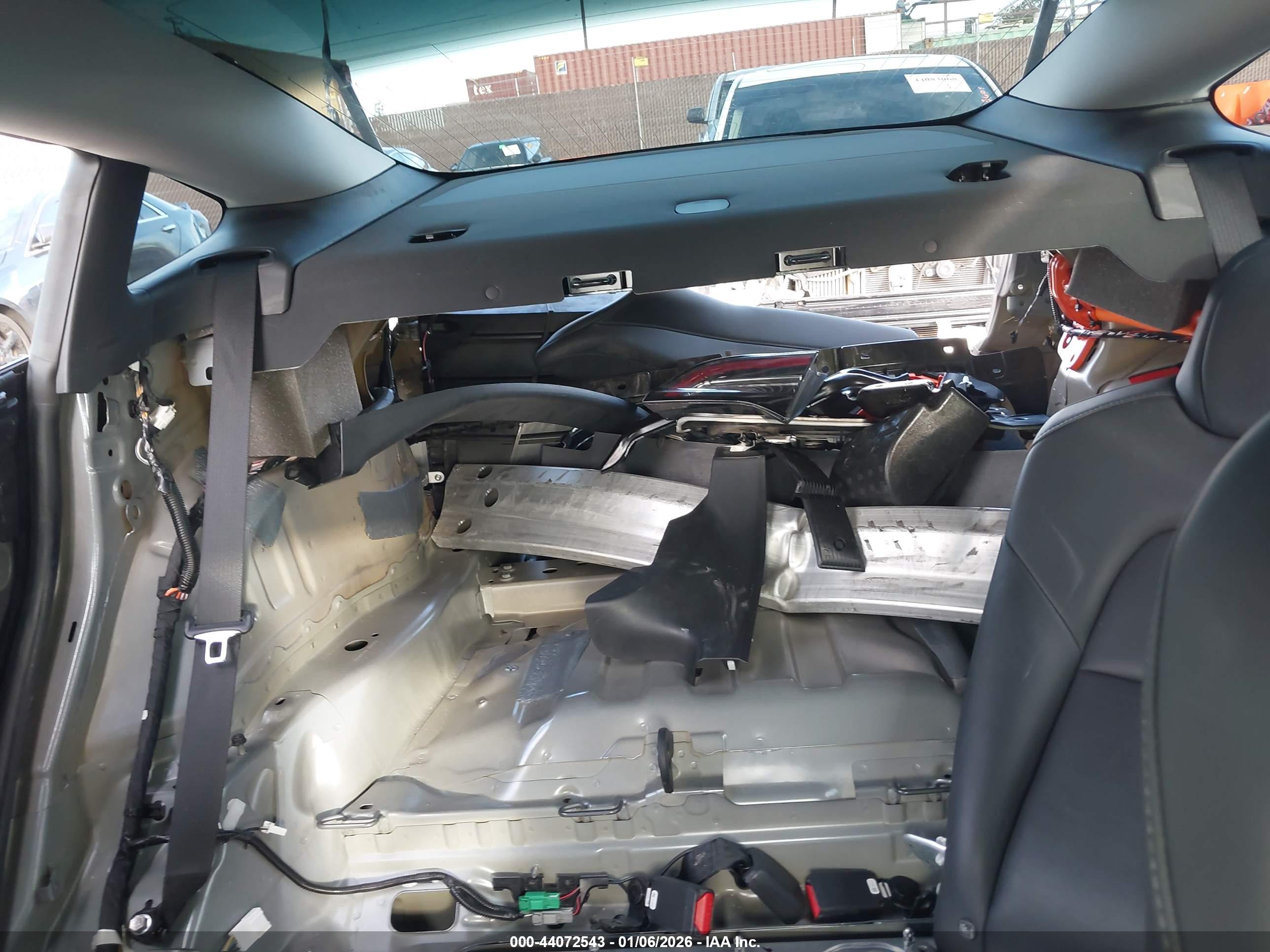 TESLA MODEL image 6