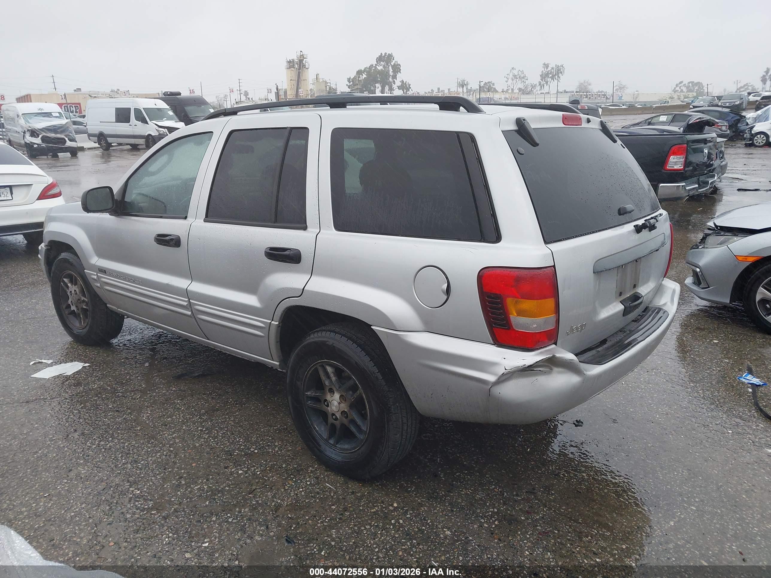 JEEP GRAND image 3