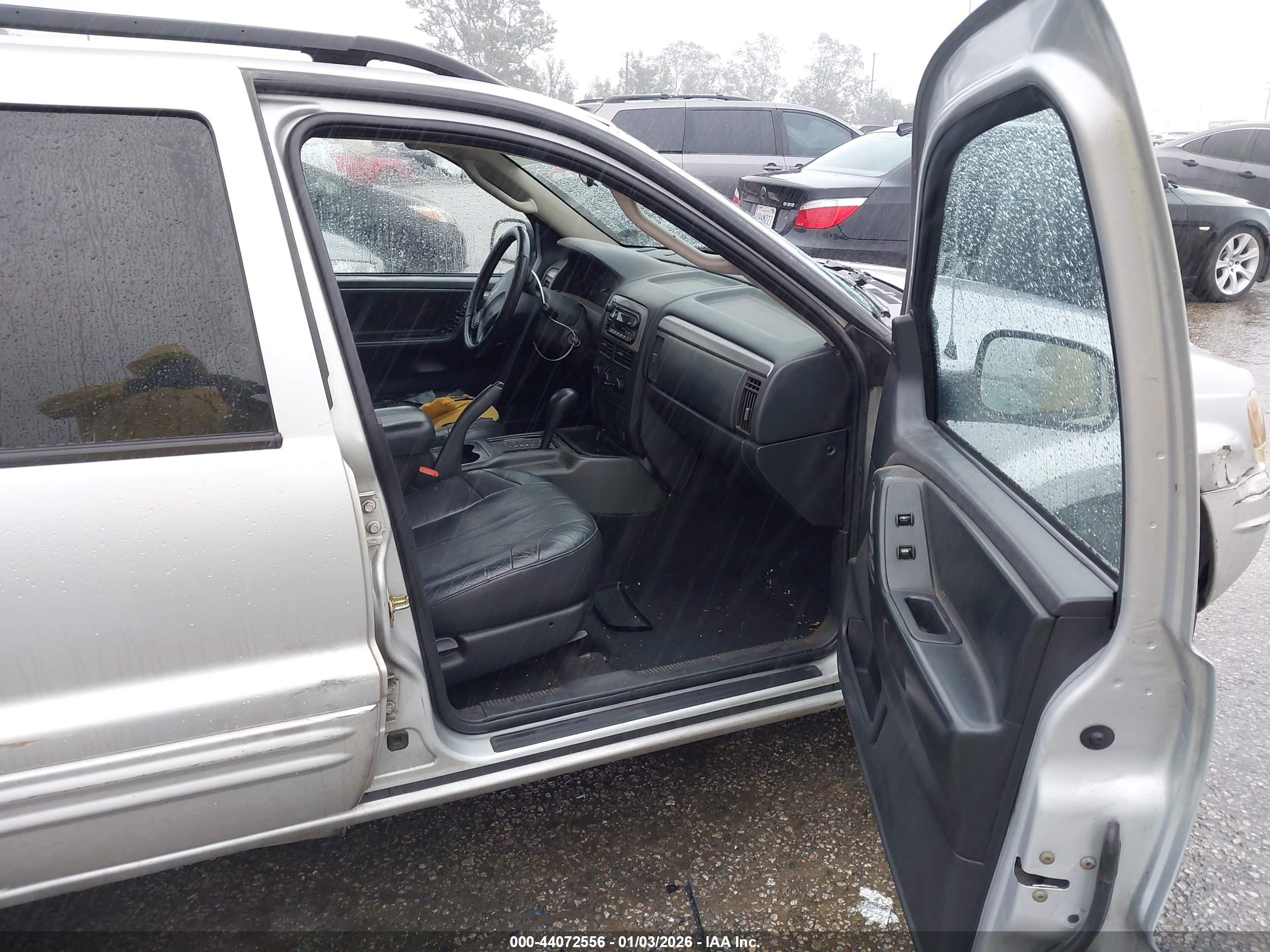JEEP GRAND image 5