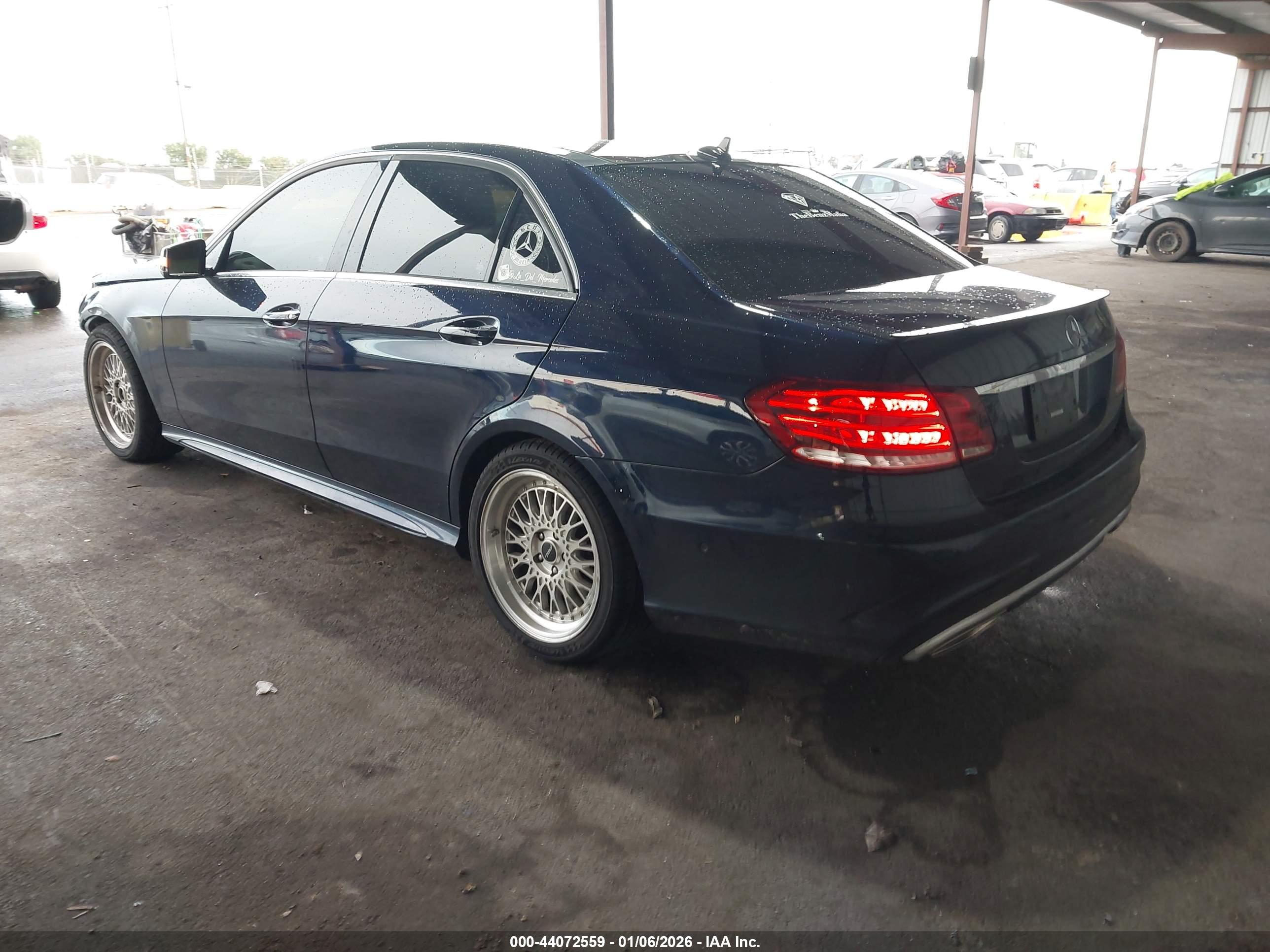 MERCEDES-BENZ E image 3