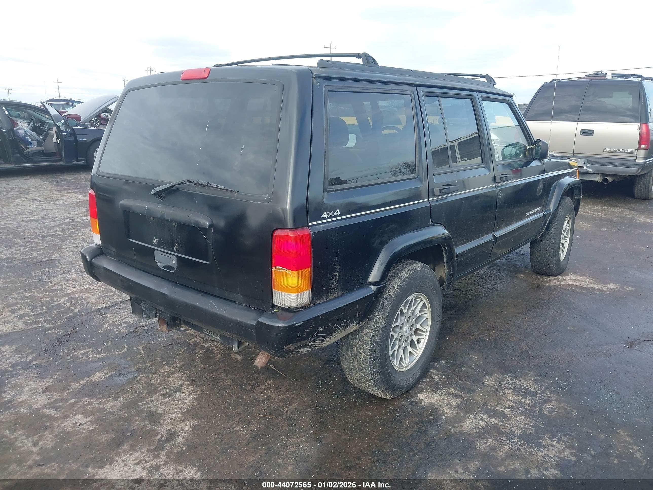 JEEP CHEROKEE image 4