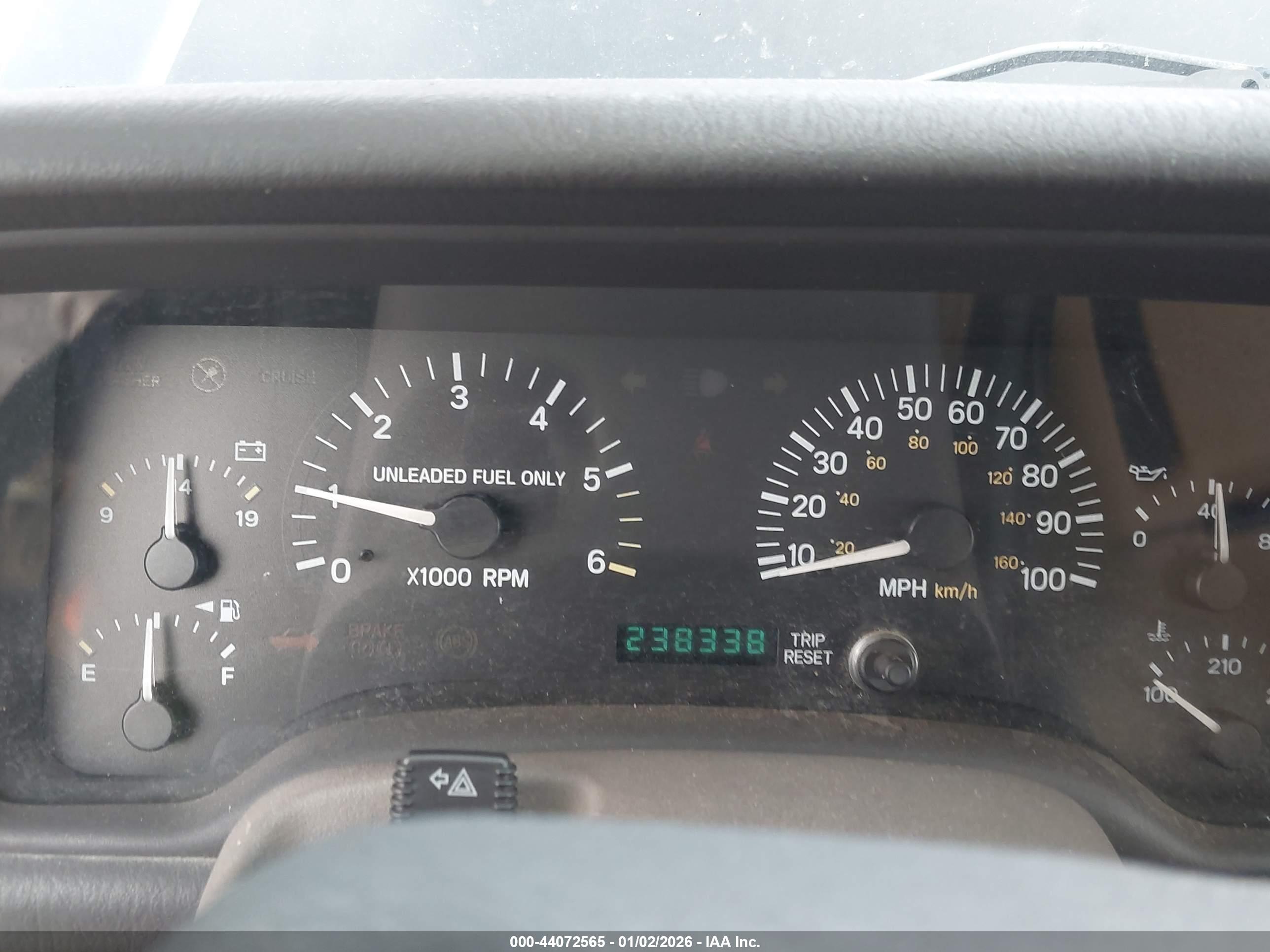 JEEP CHEROKEE image 7