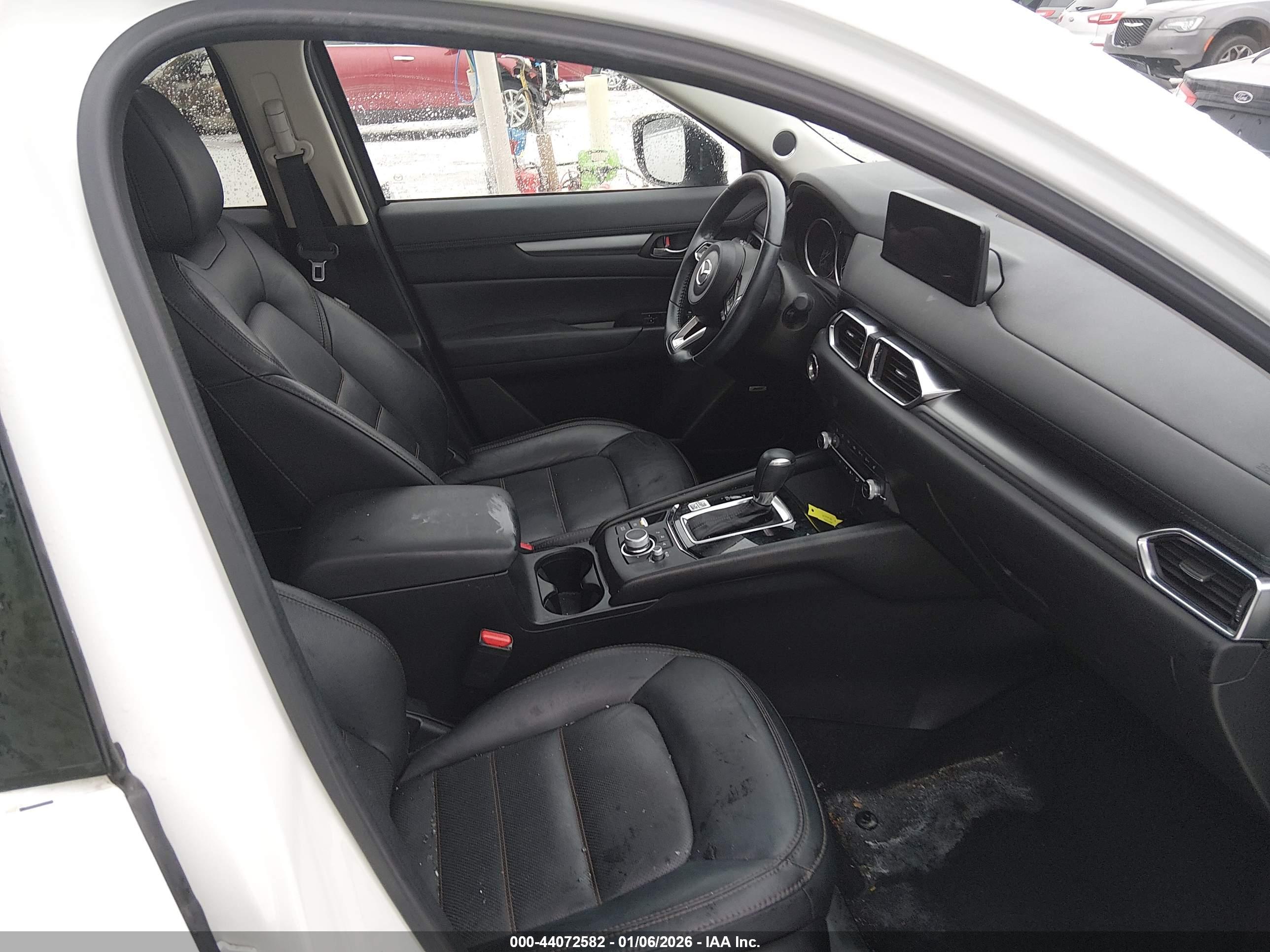 MAZDA CX-5 image 5