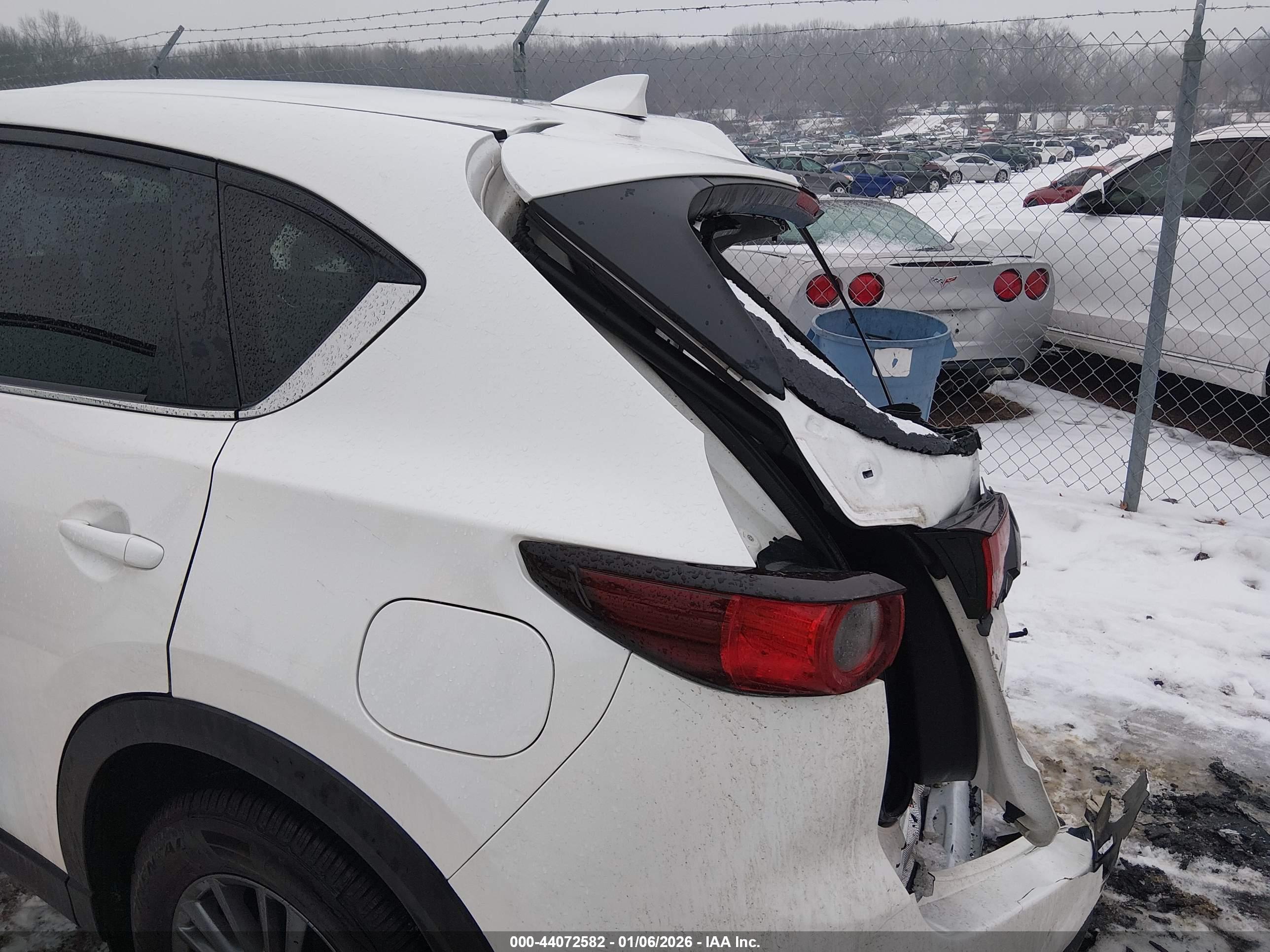 MAZDA CX-5 image 6